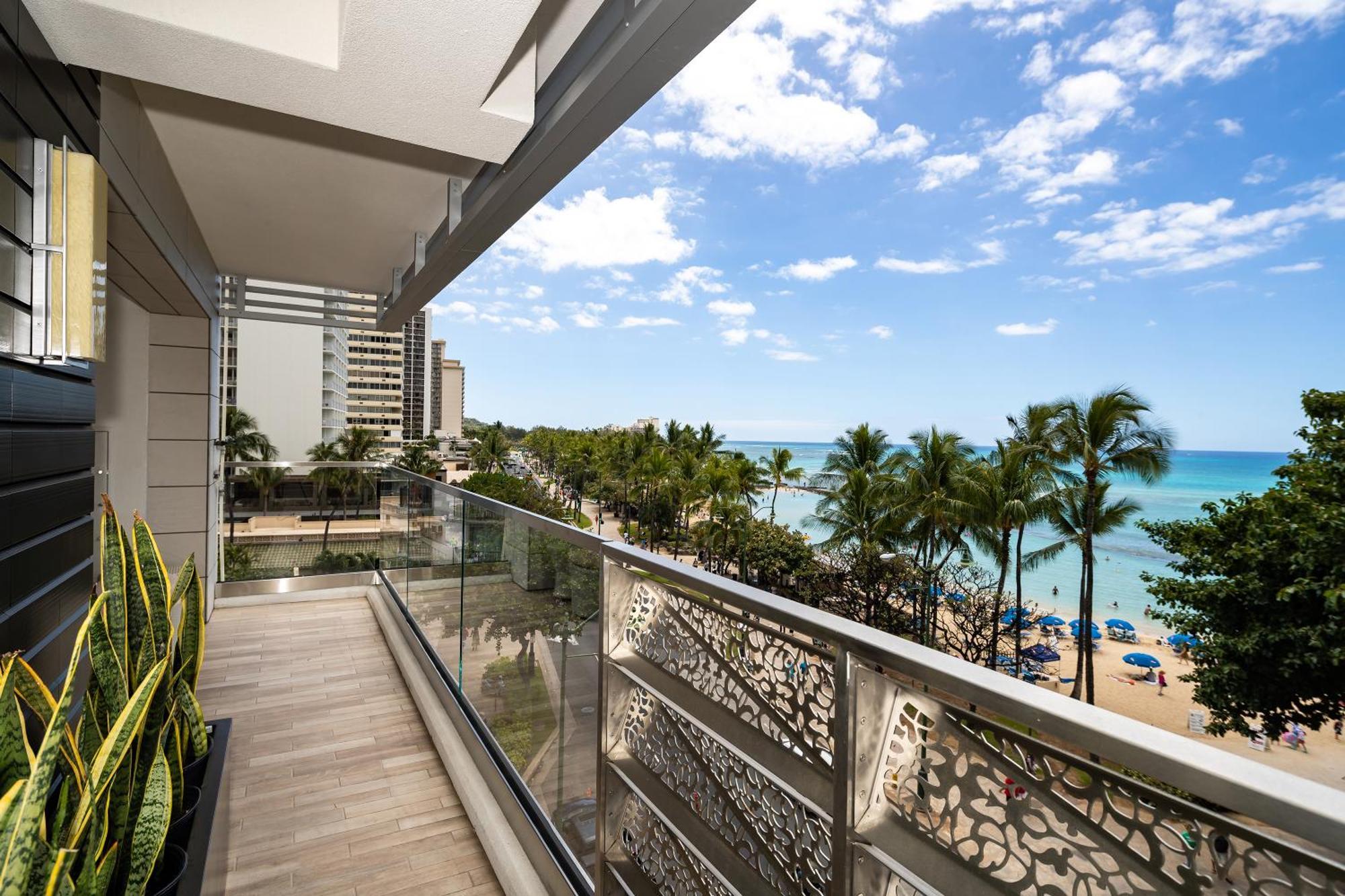 Espacio The Jewel Of Waikiki