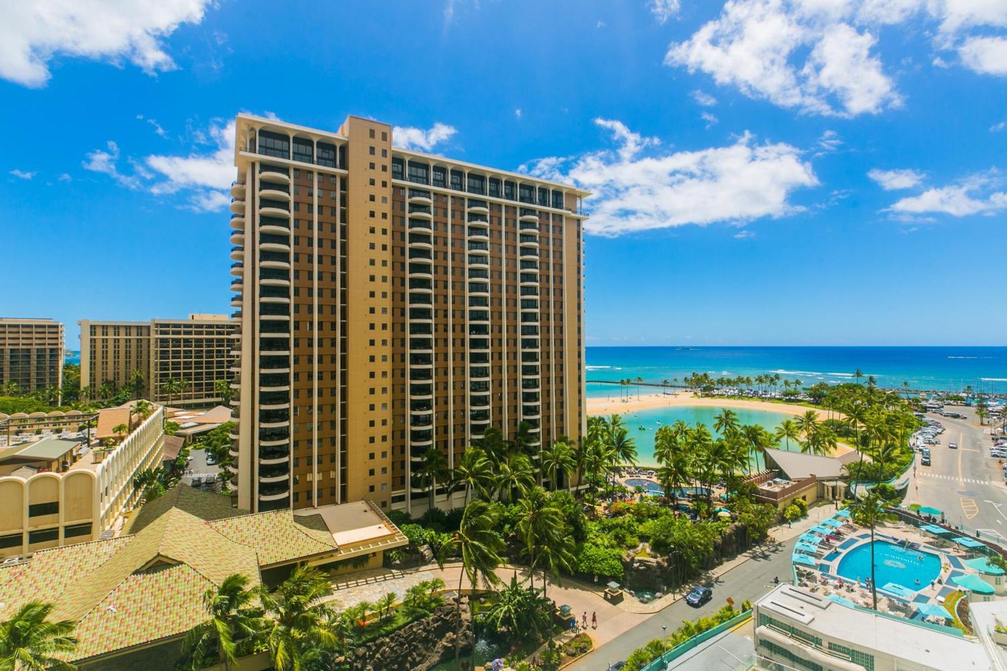 Ilikai Tower 1116 * Honolulu