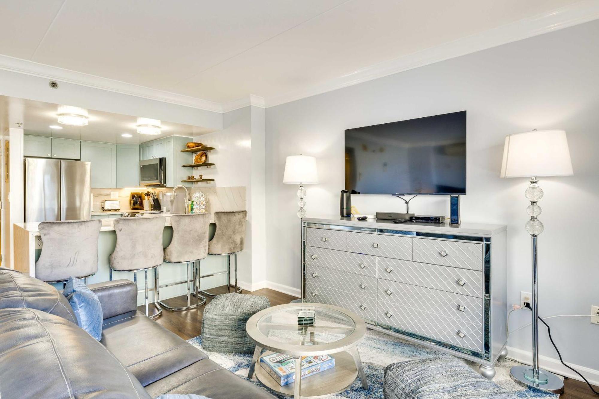 With Ocean View Parking Included! Apartment Honolulu