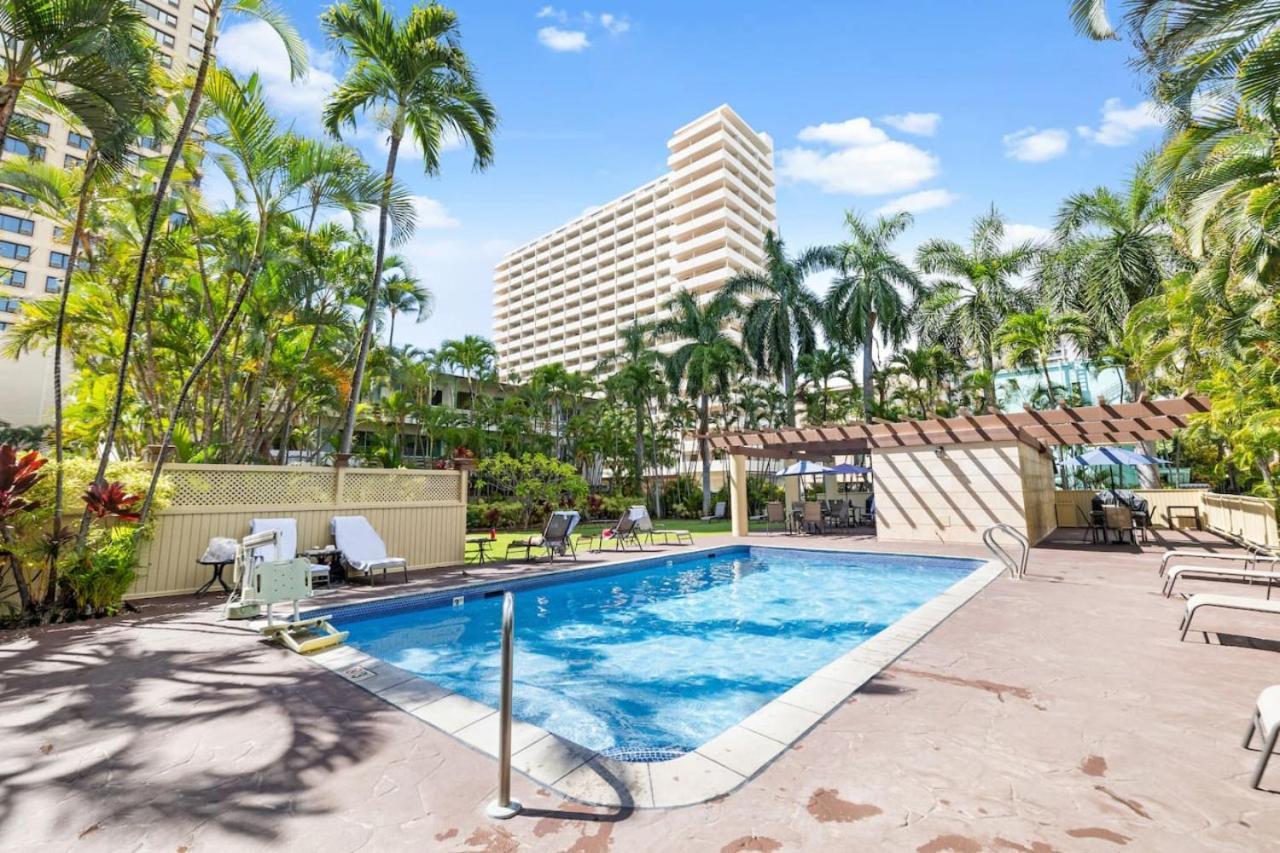Chic Boutique And Upgraded Rg Honolulu