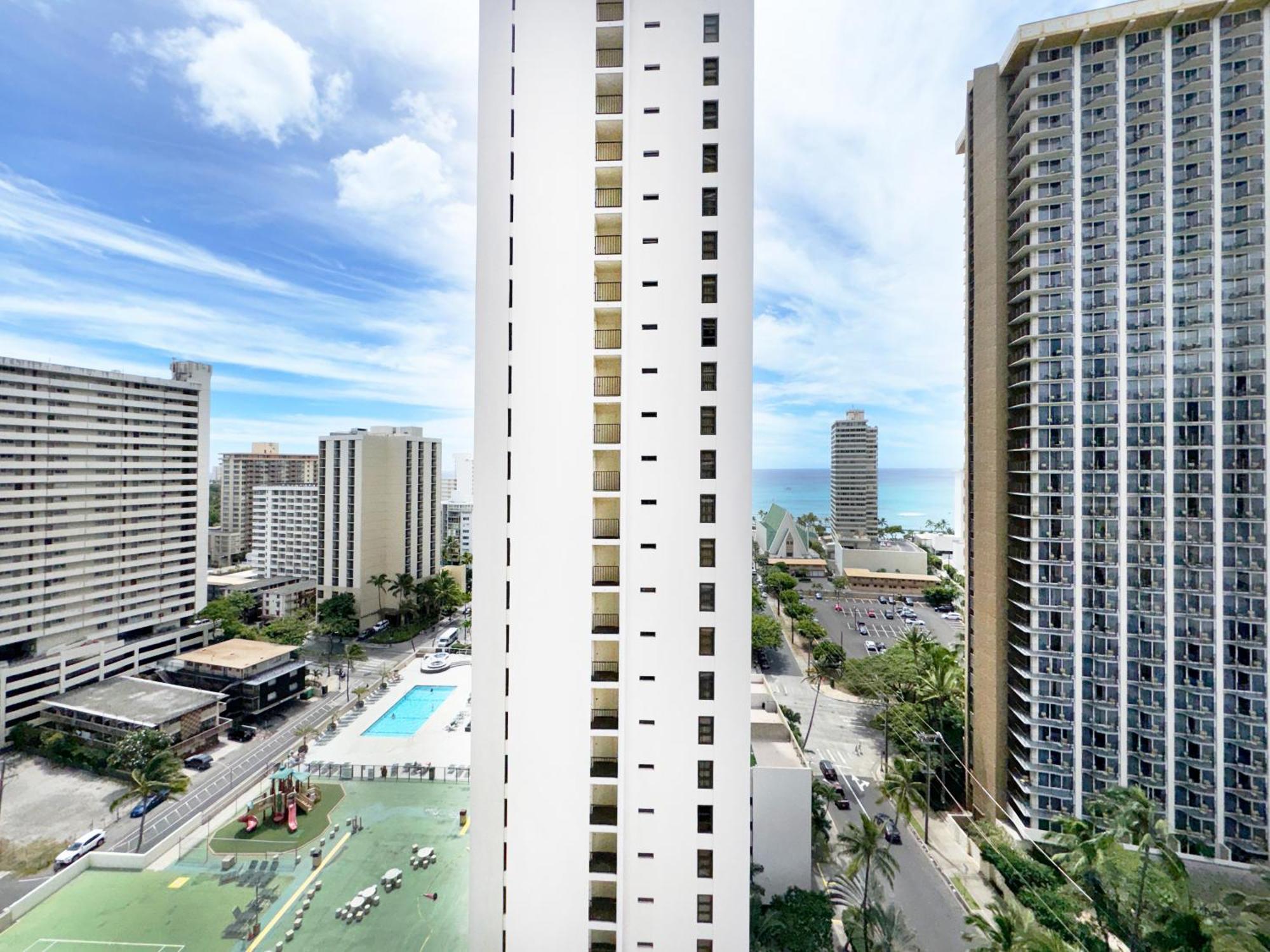 1br Oceanview Condo, Near Waikiki With Parking Apartment Honolulu