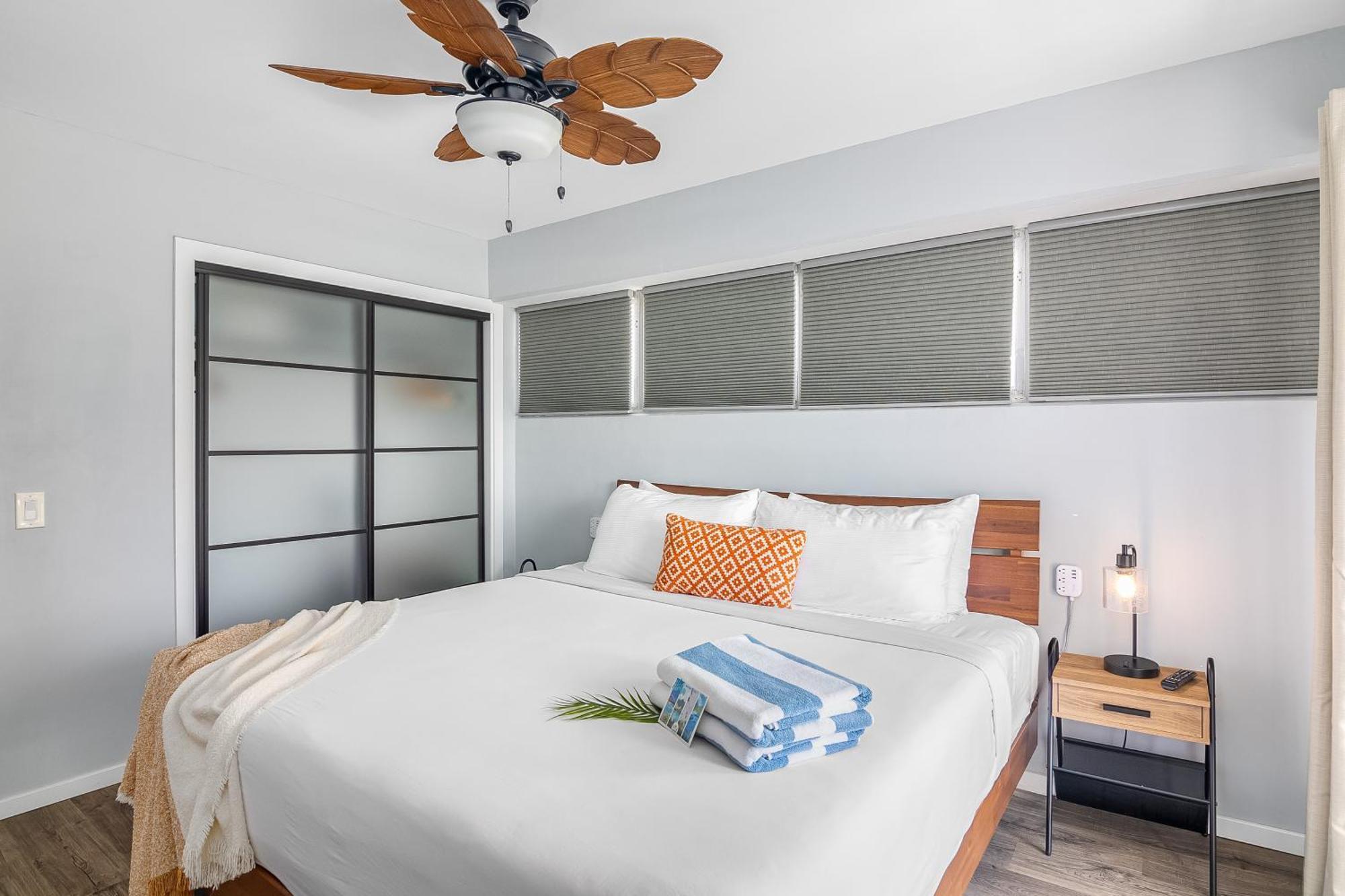 Kuhio At Waikiki 2br And 2ba Near With Parking Honolulu