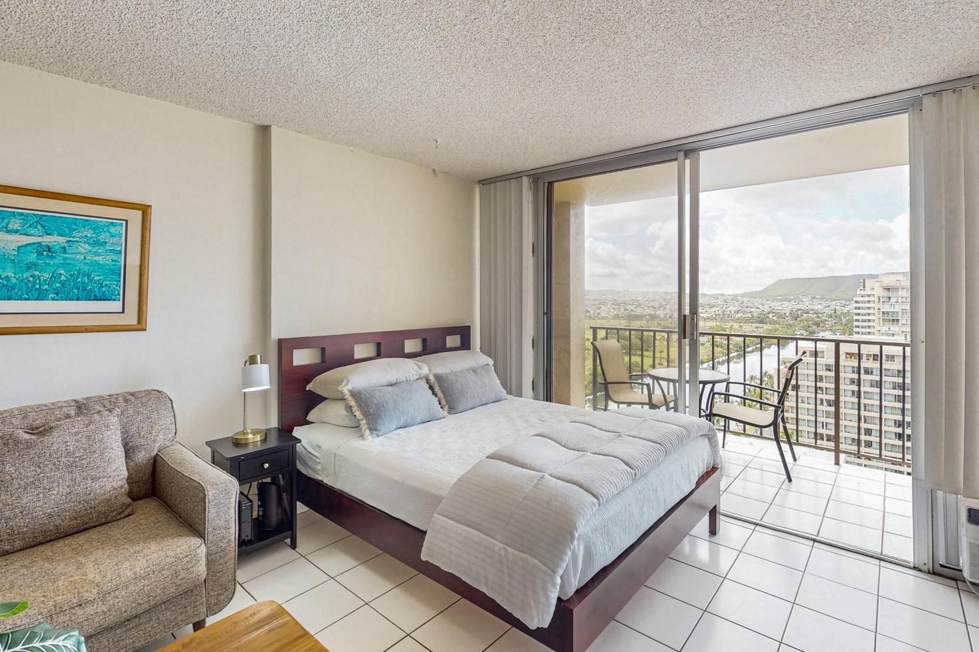 Horizon Haven-30 Night Minimum Hotel