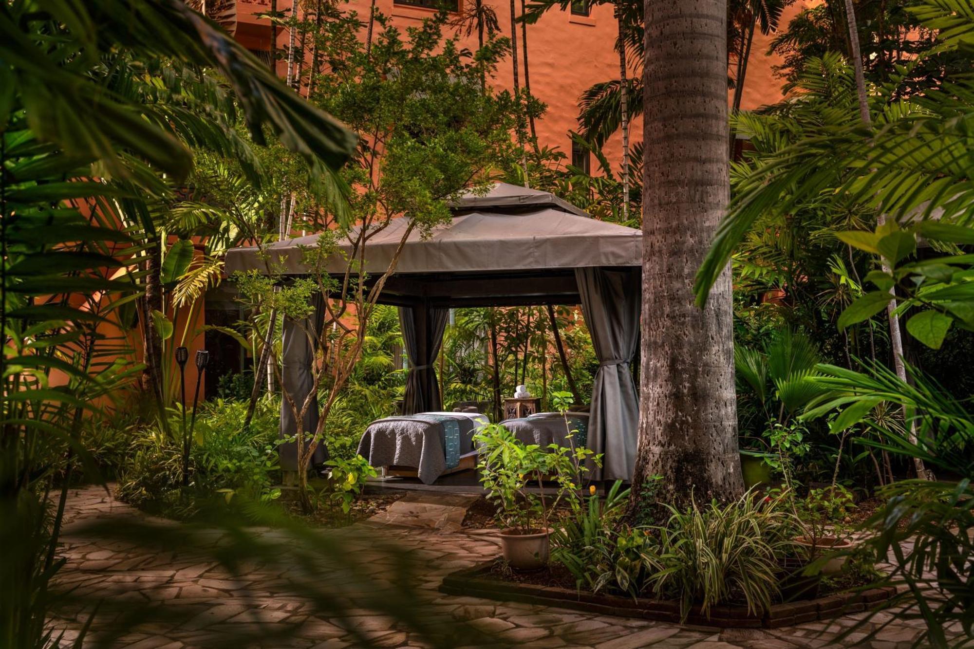 The Royal Hawaiian, A Luxury Collection Resort, Waikiki Honolulu