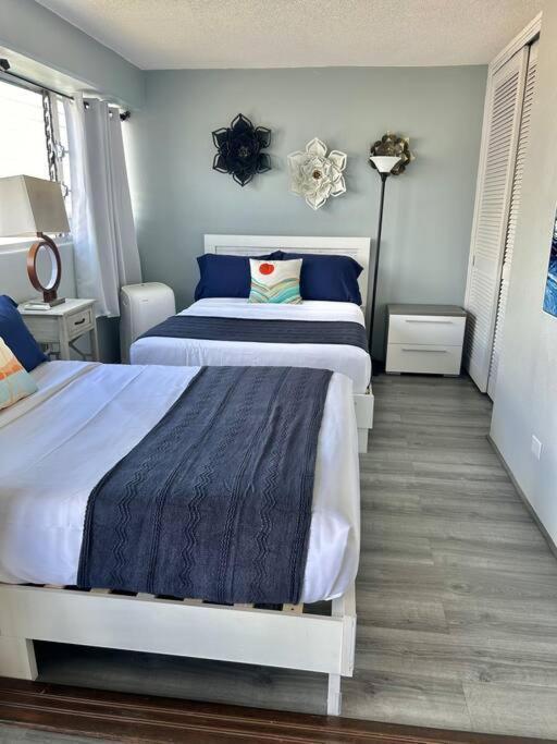 2 Bedroom Waikiki Sleeps 6 Free Parking Honolulu
