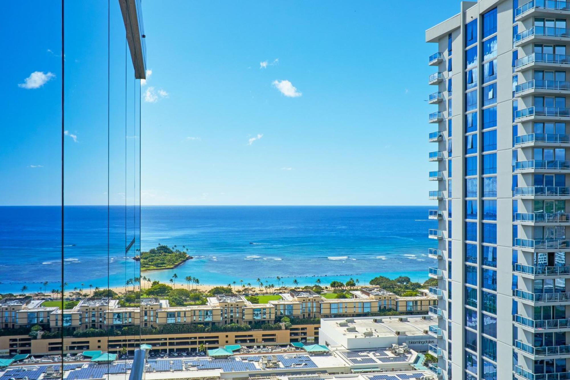 Renaissance & 5* Honolulu