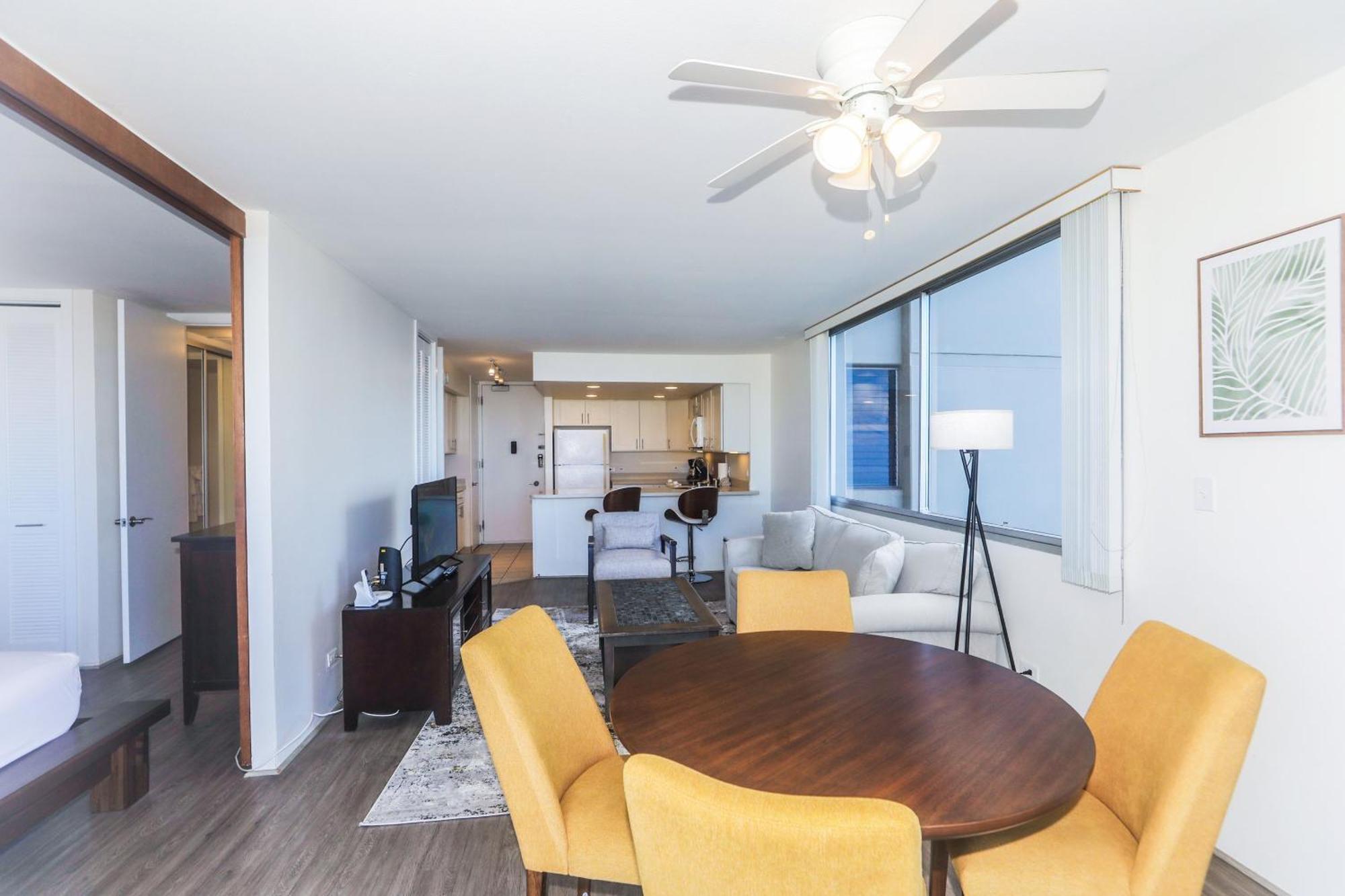 Ilikai Marina 480 Yacht Harbor View 1br Apartment Honolulu
