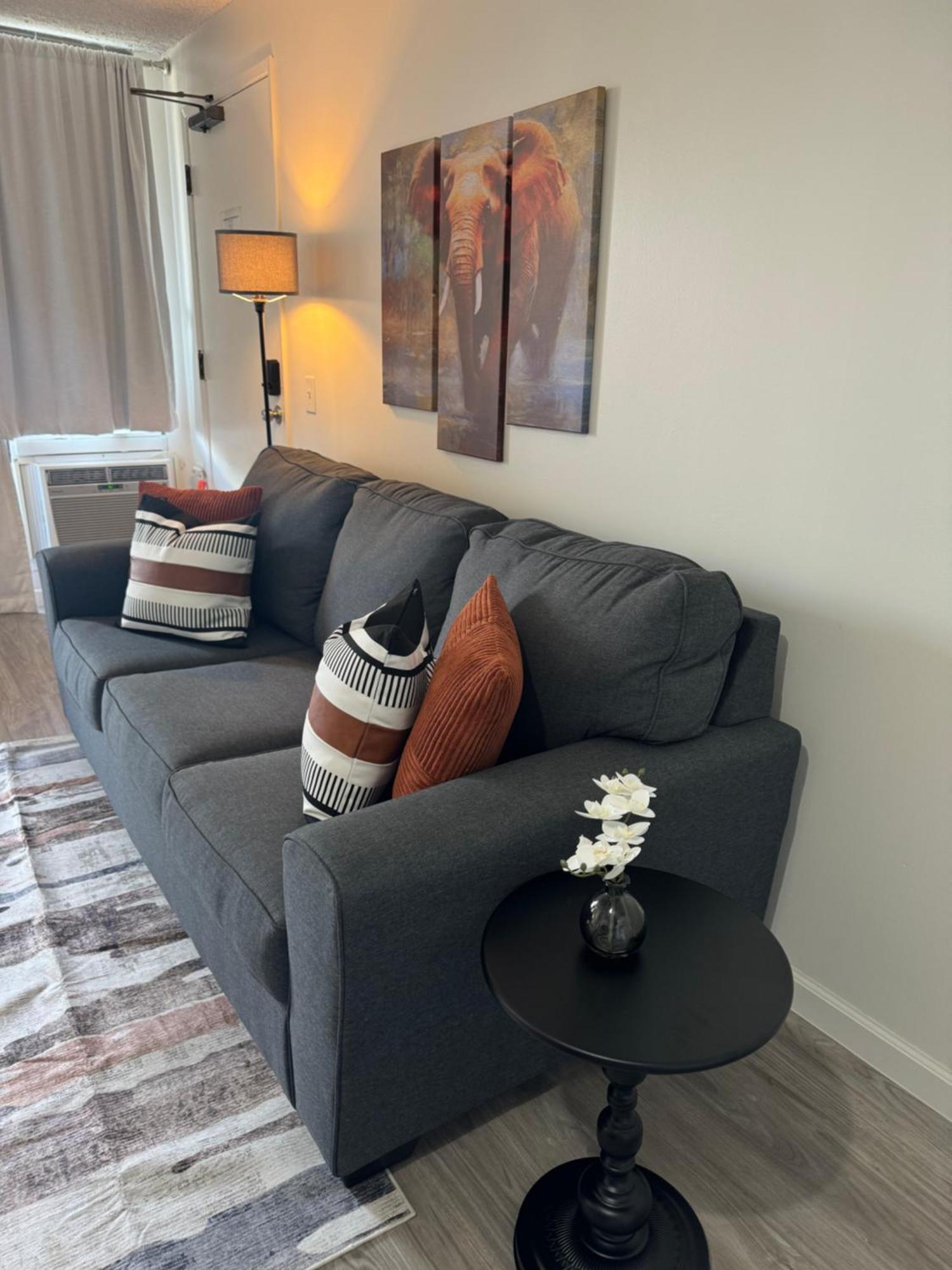 Holiday home 1414- Heart Of Waikiki With Kitchen - Free Parking - View Honolulu