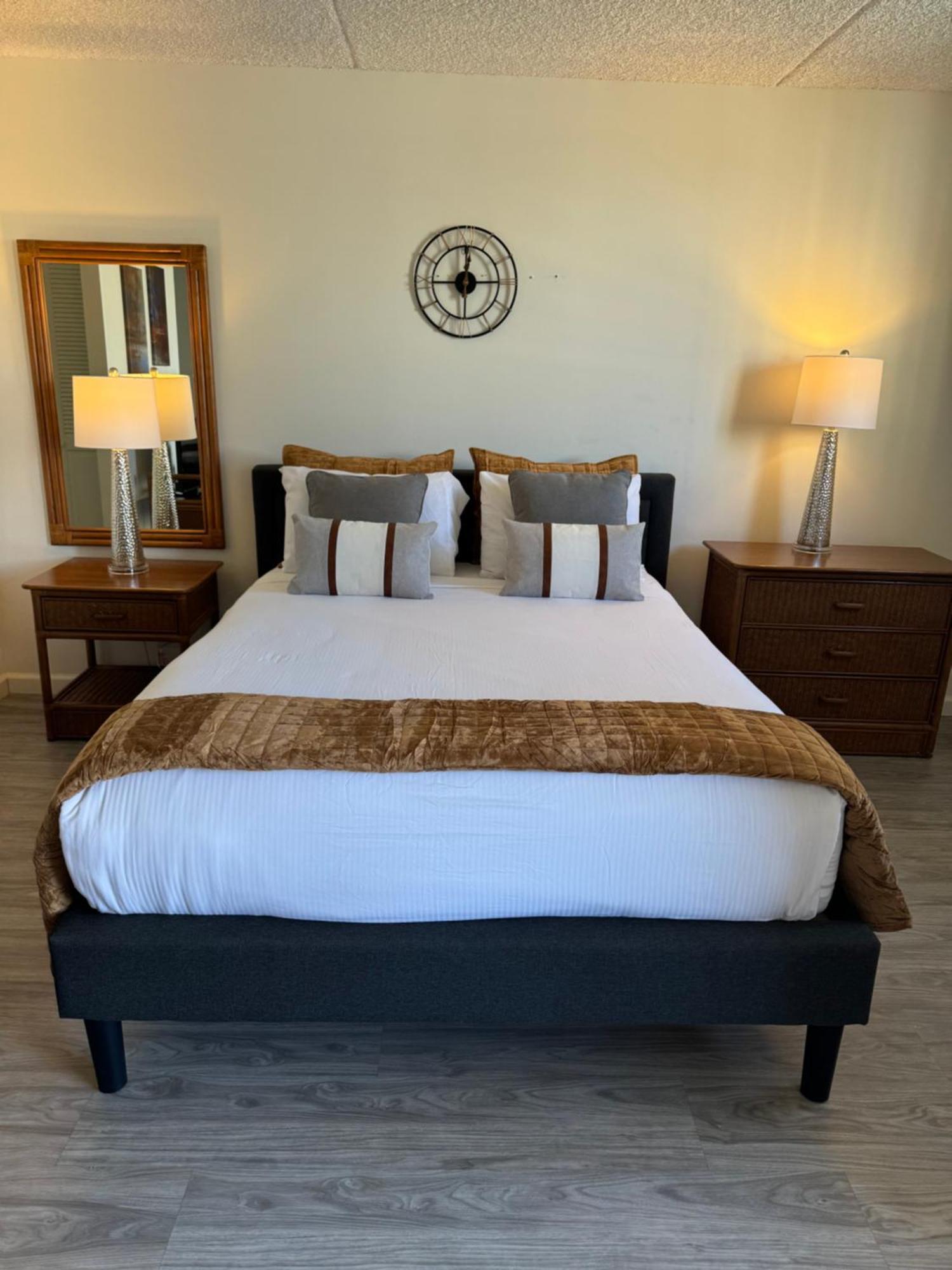1414- Heart Of Waikiki With Kitchen - Free Parking - View * Honolulu