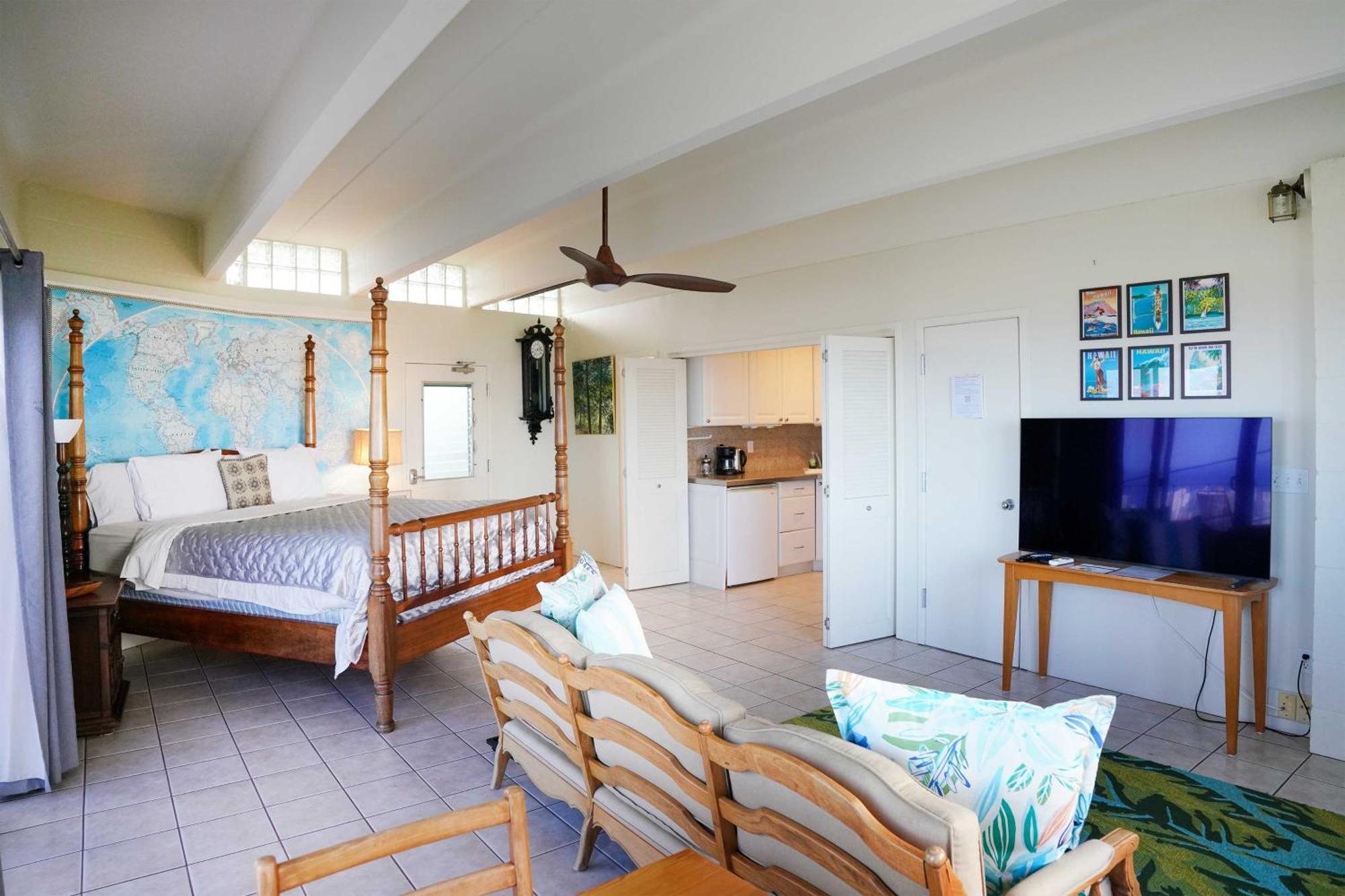 Hideaway With Balcony And Ocean View! Apartment *