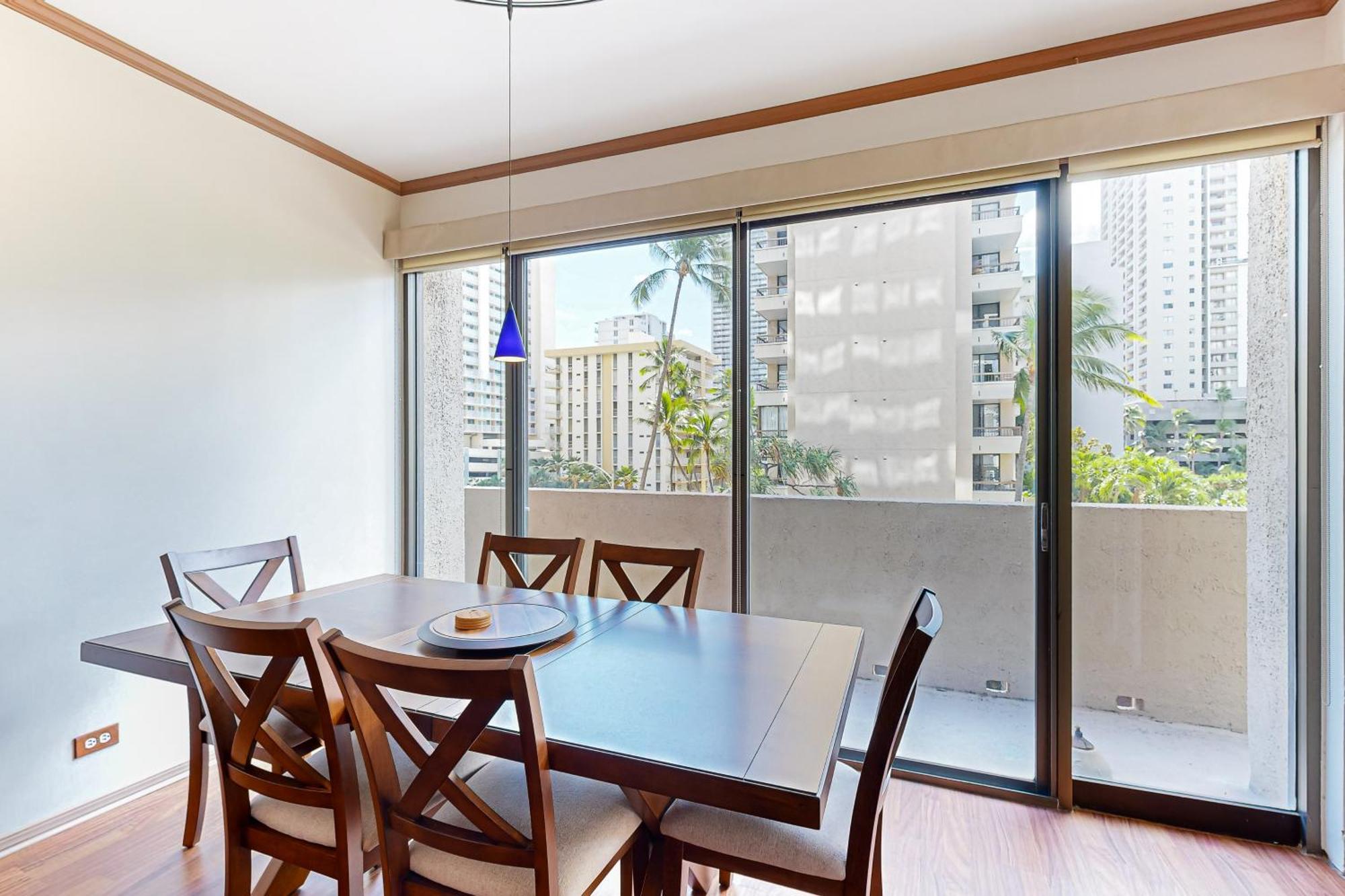 Apartment Aloha Towers 503 - 30 Night Minimum *
