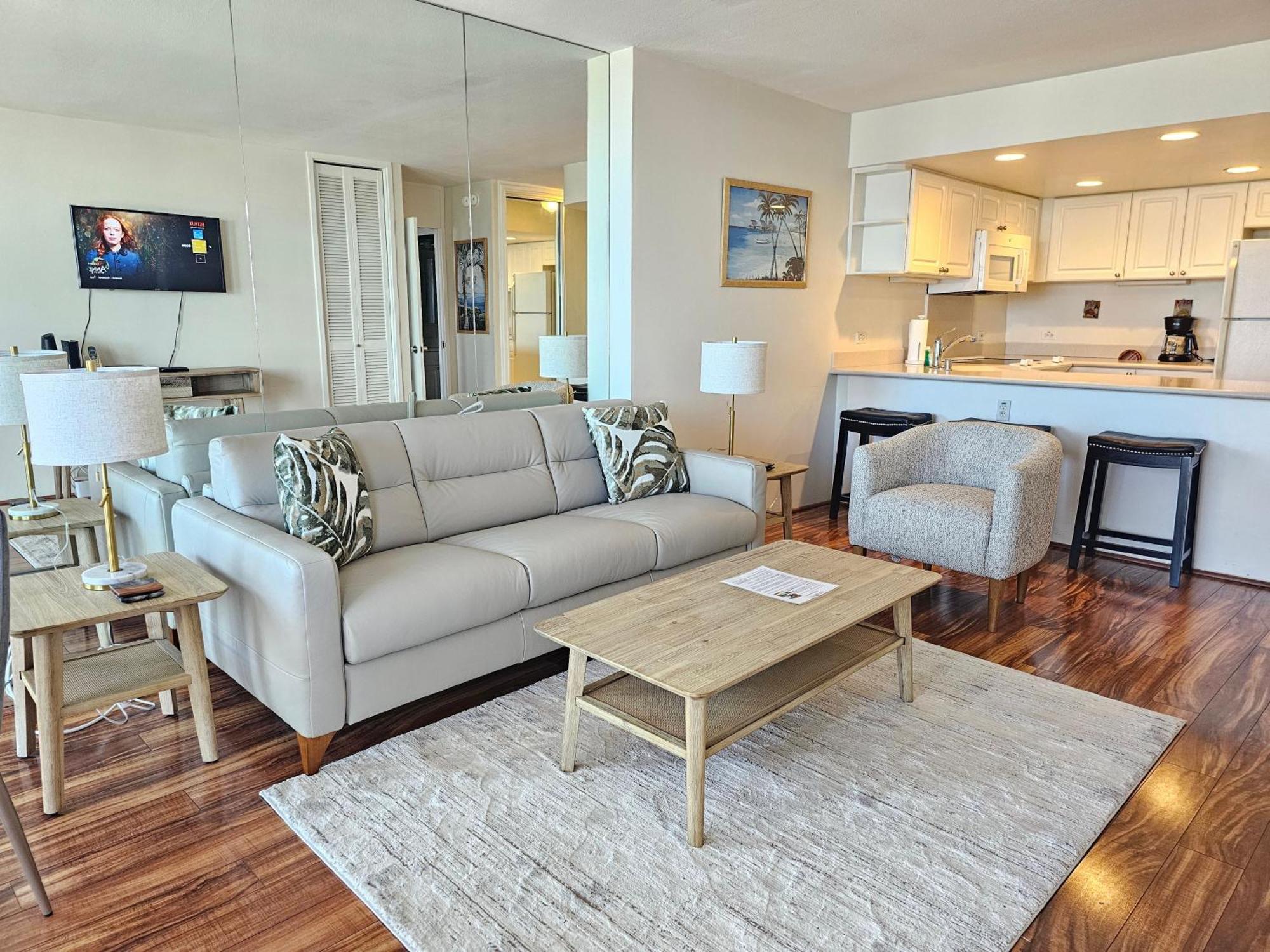 Ilikai Marina 382 Yacht Harbor View 1br Apartment *