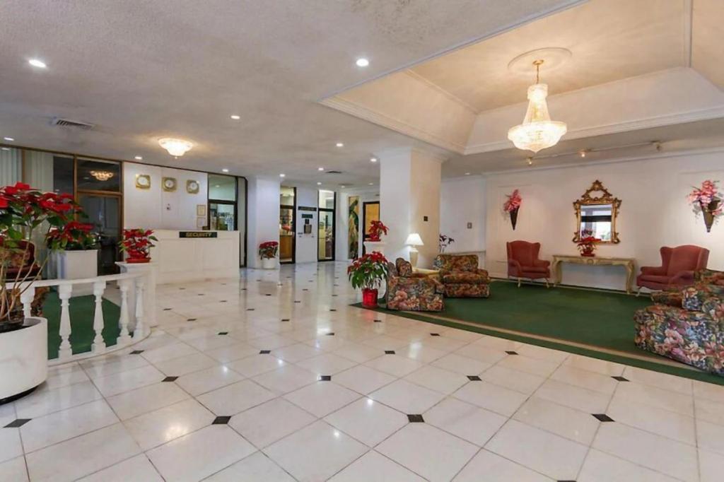 Heart Of Waikiki,1bdrm,free Parking, Wifi,no Fees,youtube,netflix ! Holiday home *