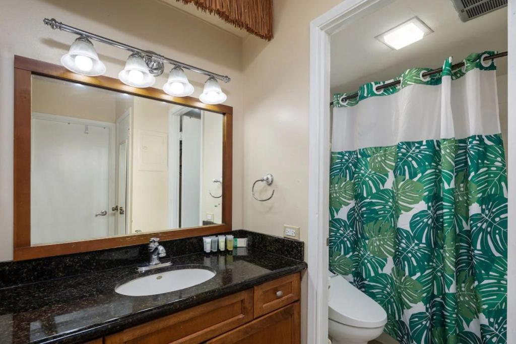 Heart Of Waikiki,1bdrm,free Parking, Wifi,no Fees,youtube,netflix ! Holiday home *