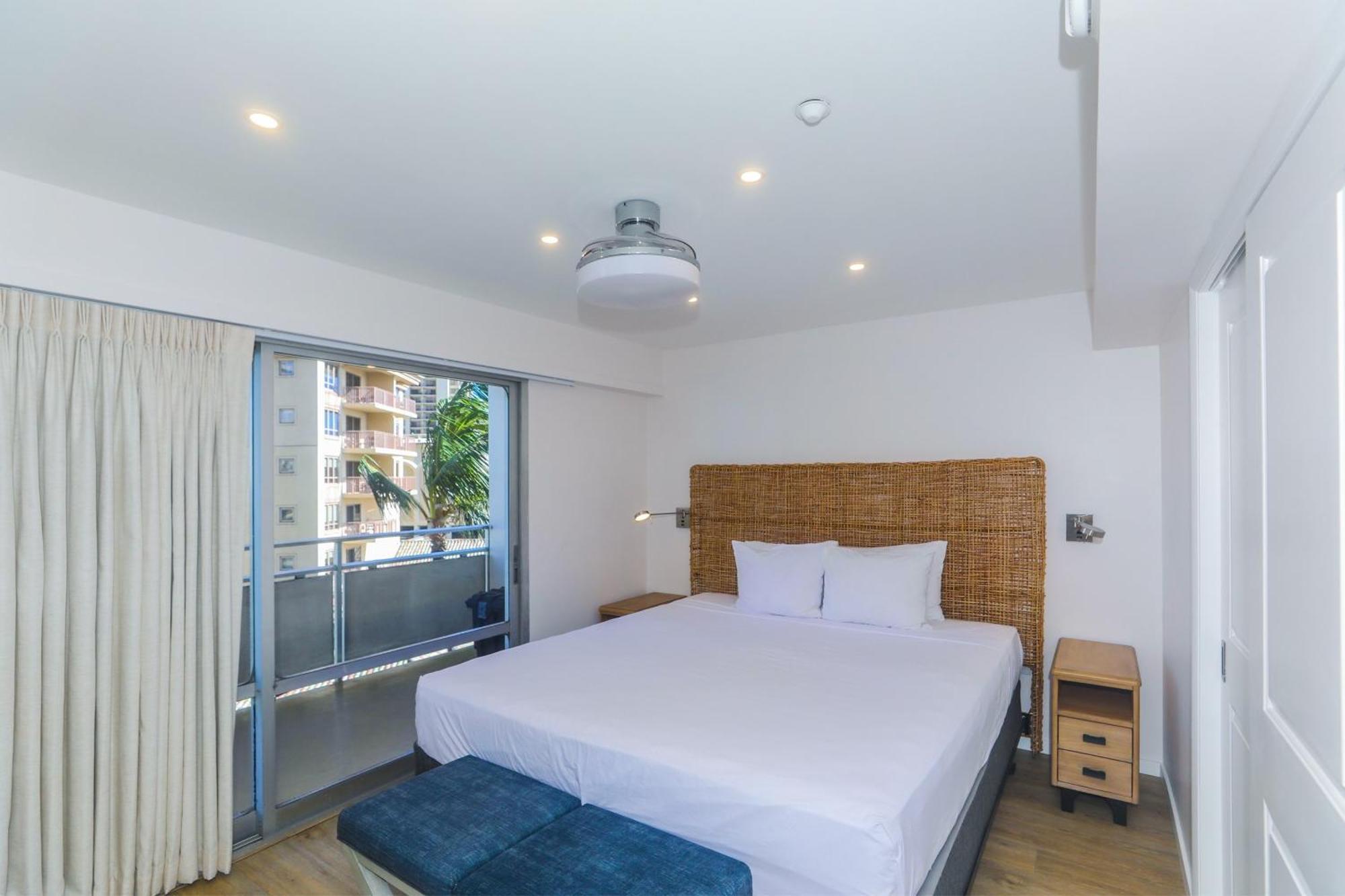Fully Furnished Ilikai Tower 525 With Free Wifi, Near Waikiki Beaches! Honolulu