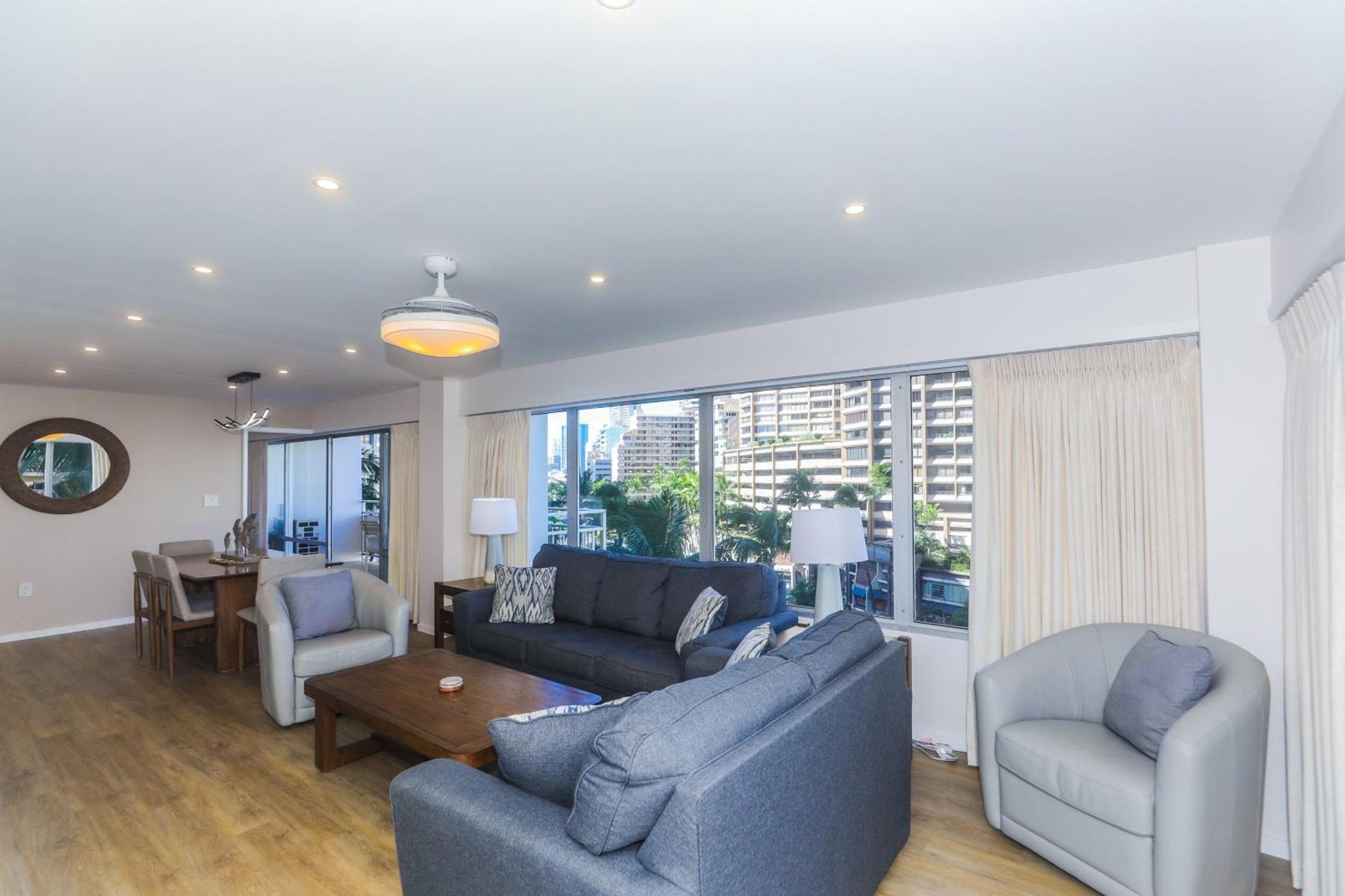Fully Furnished Ilikai Tower 525 With Free Wifi, Near Waikiki Beaches! * Honolulu