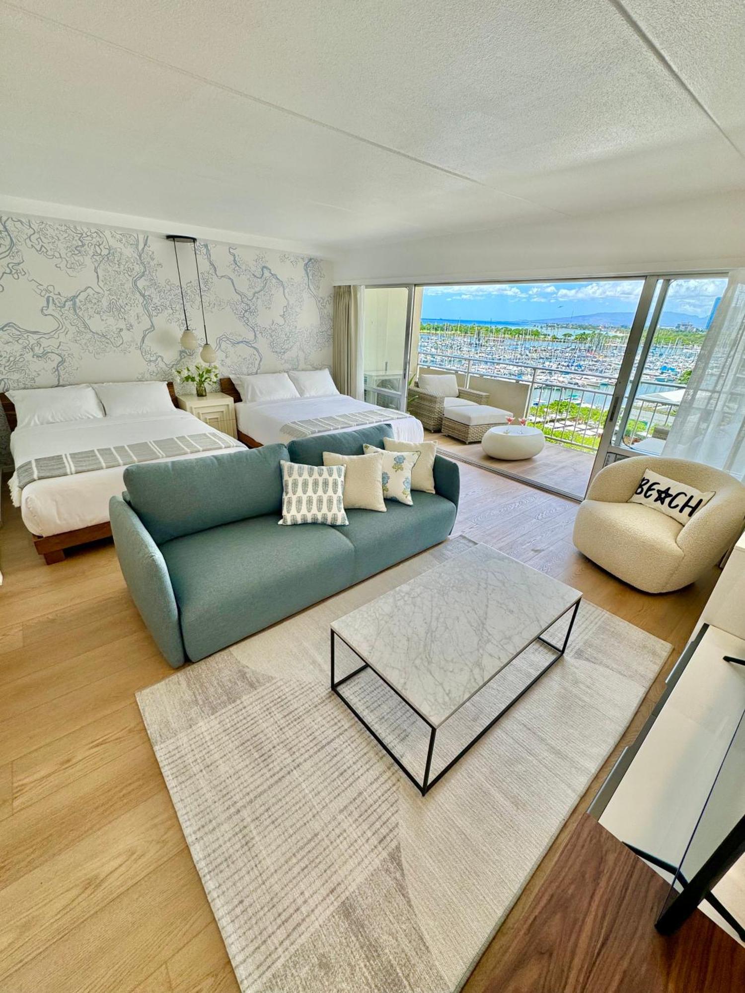 Panoramic Oceanview - Full Kitchen In Each Room, 2 Swimming Pools, Onsite Restaurants, Fireworks Every Friday * Honolulu
