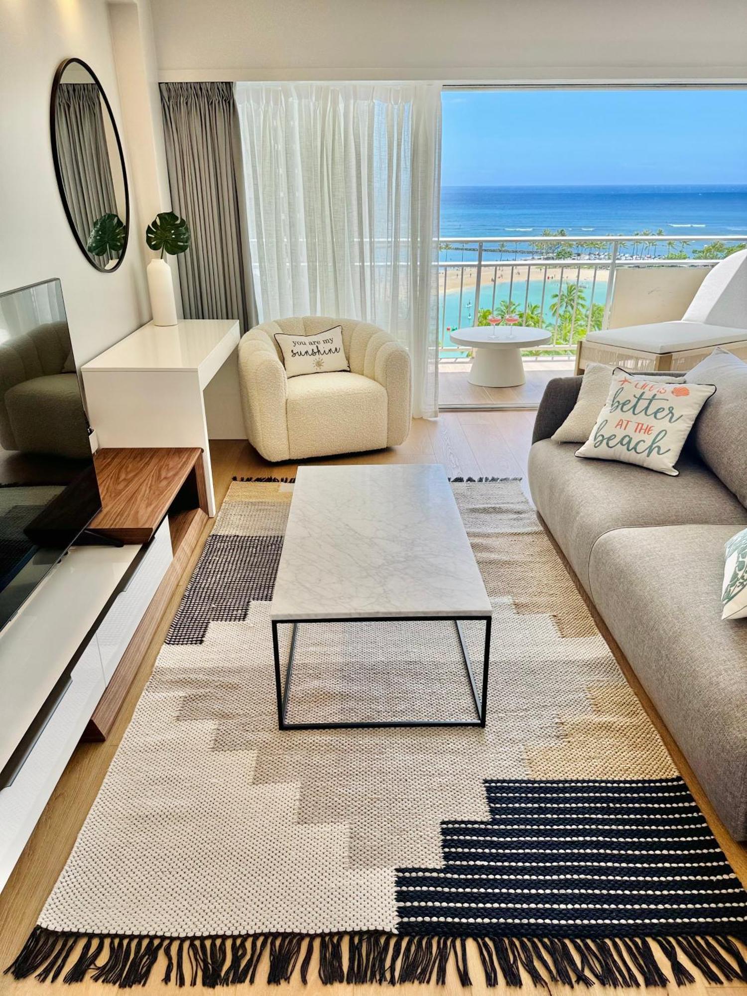 Panoramic Oceanview - Full Kitchen In Each Room, 2 Swimming Pools, Onsite Restaurants, Fireworks Every Friday Apartment Honolulu