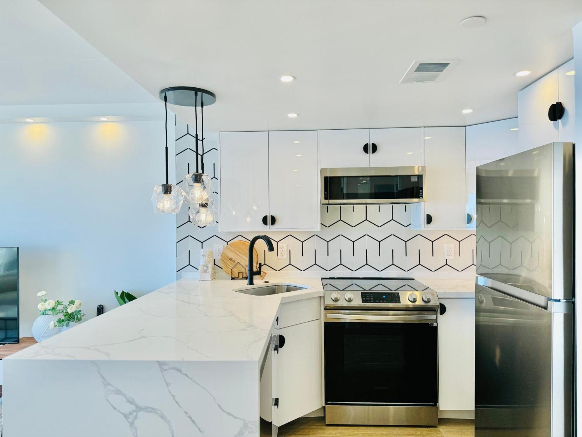 Apartment Panoramic Oceanview - Full Kitchen In Each Room, 2 Swimming Pools, Onsite Restaurants, Fireworks Every Friday *