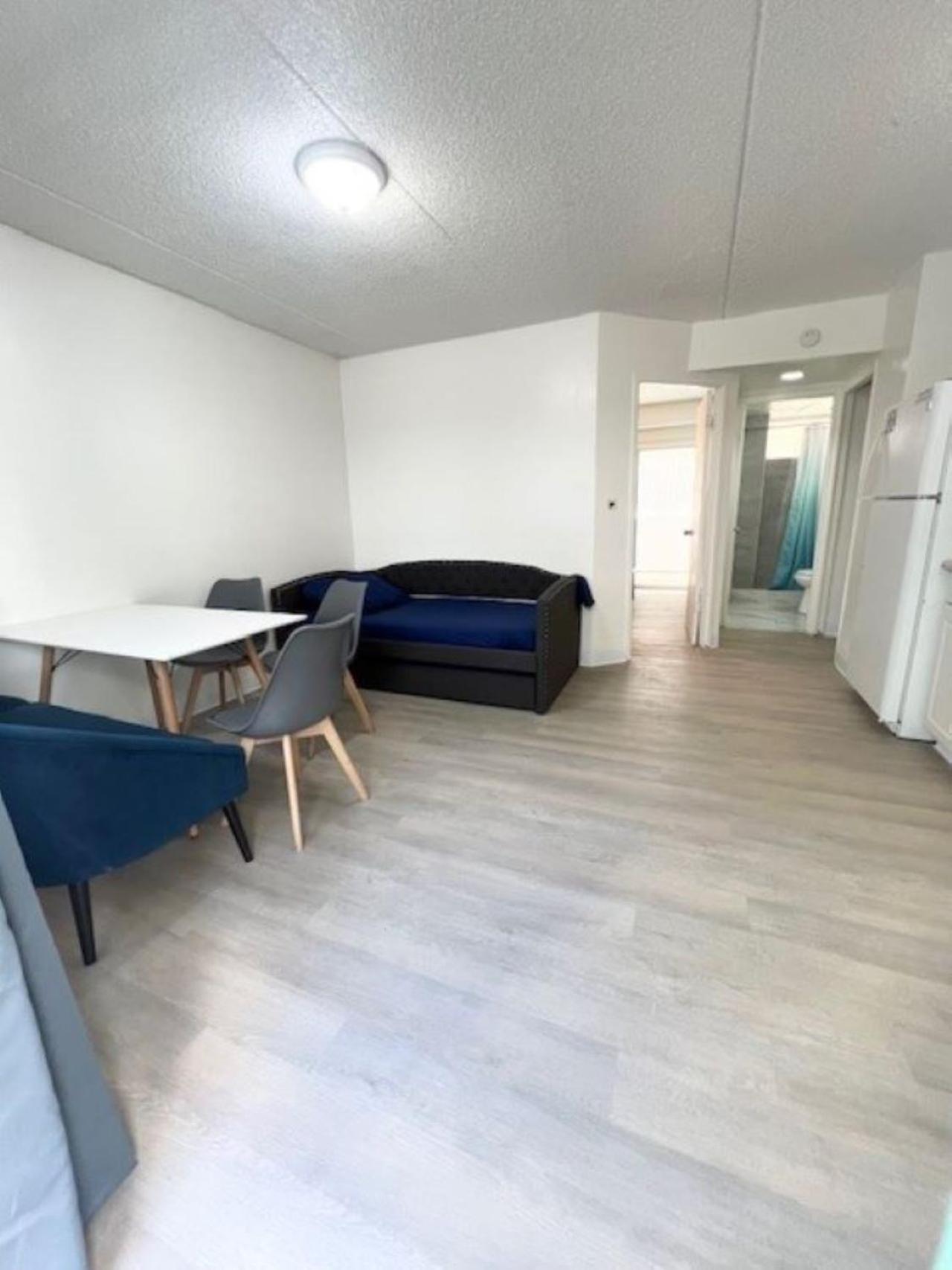 Waikiki Beachside Hostel