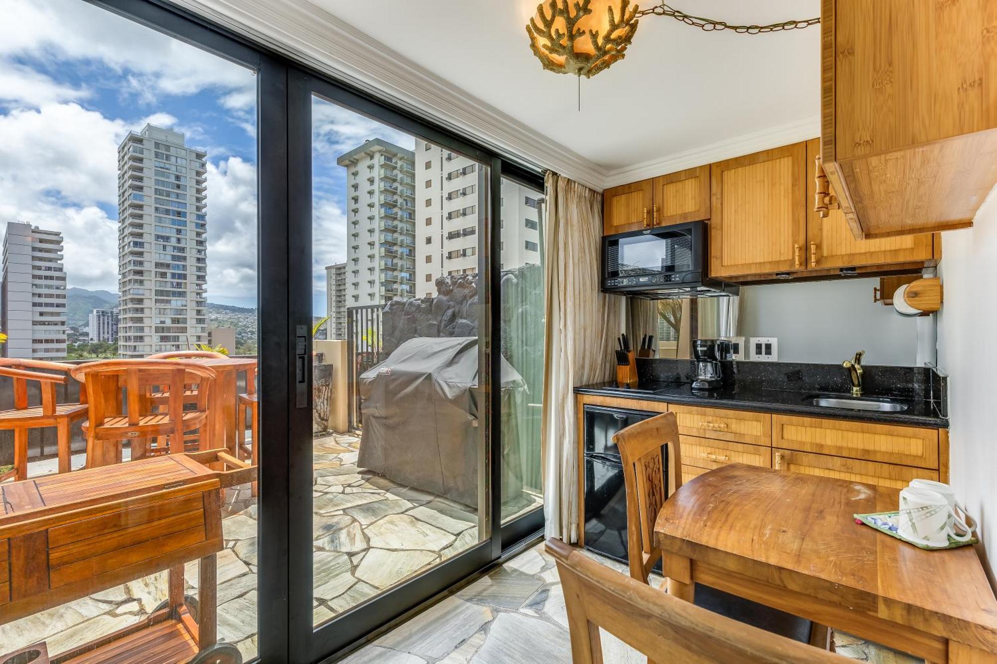 Castle Bamboo Waikiki Hotel Honolulu