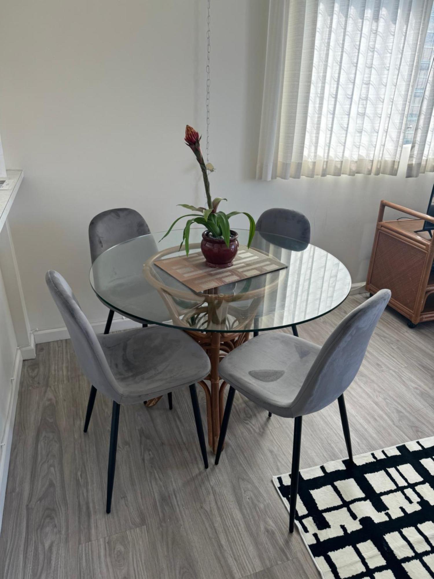 1508- Heart Of Waikiki With Kitchen-free Parking-king Bed-corner Unit Apartment Honolulu