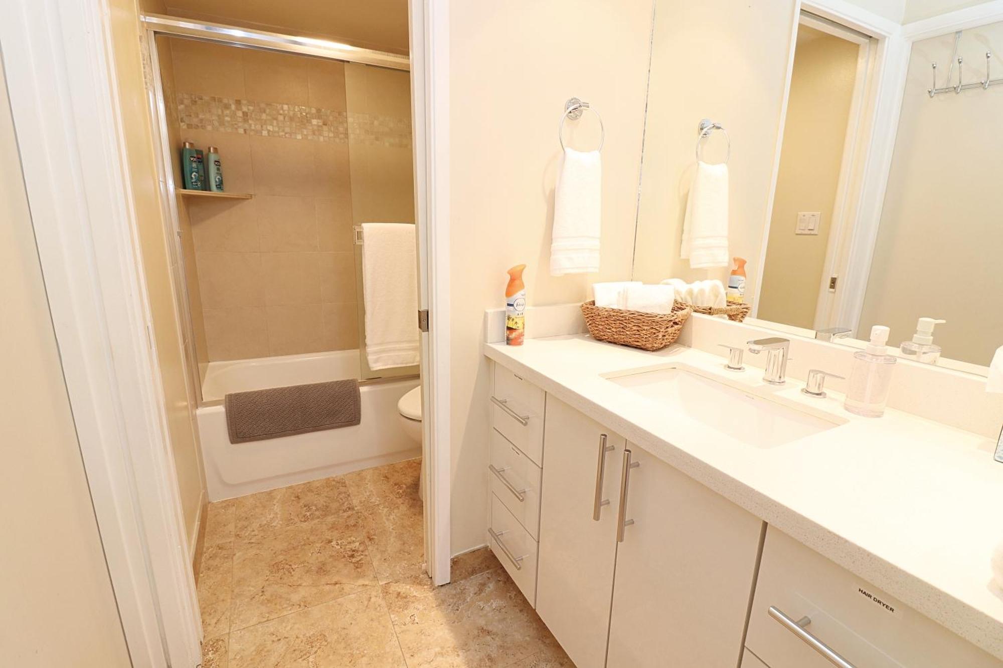 Apartment Waikiki 1 Bedroom W/ A/c! *