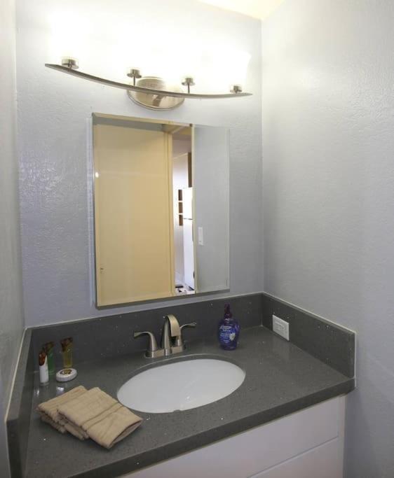 30th Fl King Bed View Apartment Honolulu