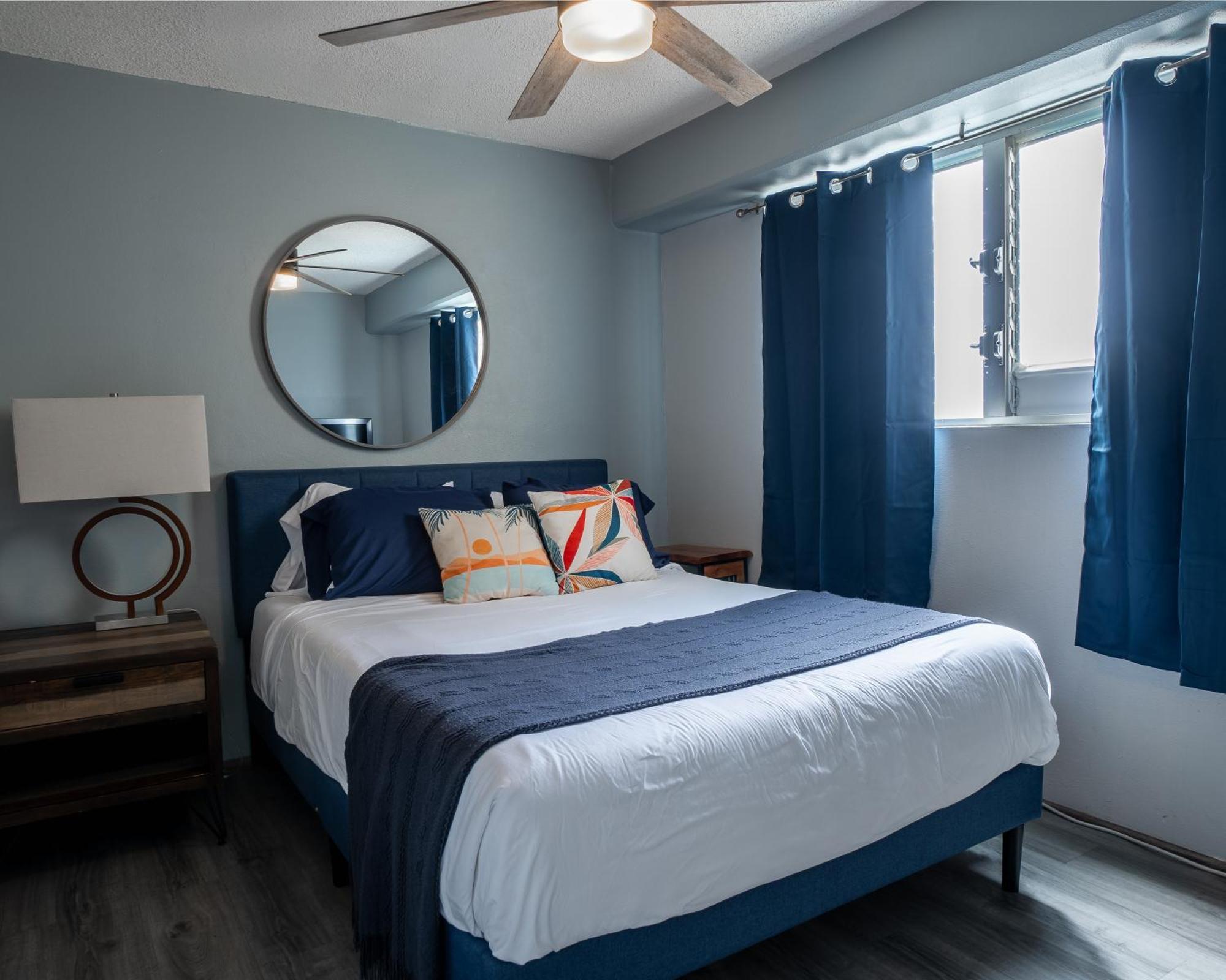 2 Bedroom Waikiki Sleeps 6 Free Parking *