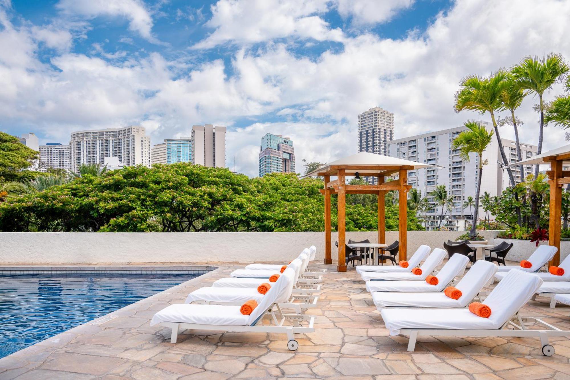 Hotel Luana Waikiki & 4*