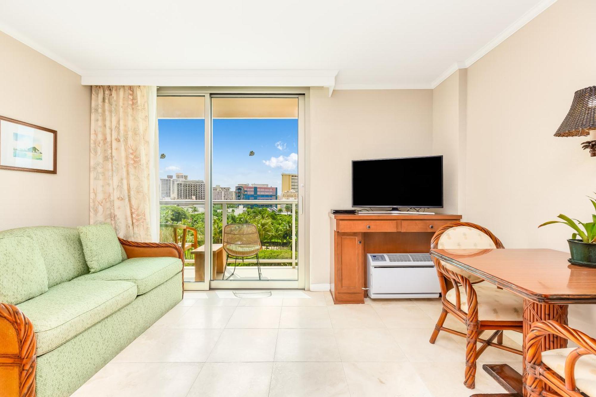 Hotel Luana Waikiki & 4*
