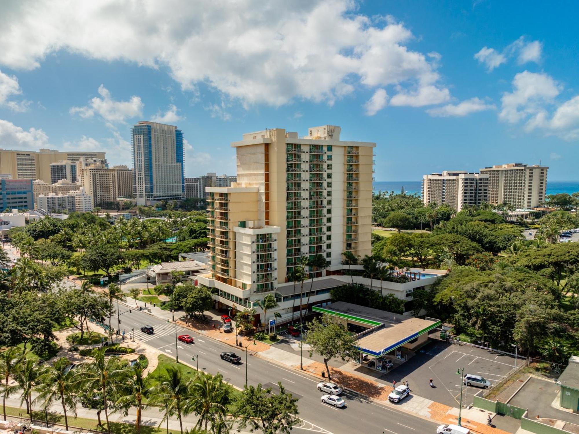 Luana Waikiki & 4* Honolulu