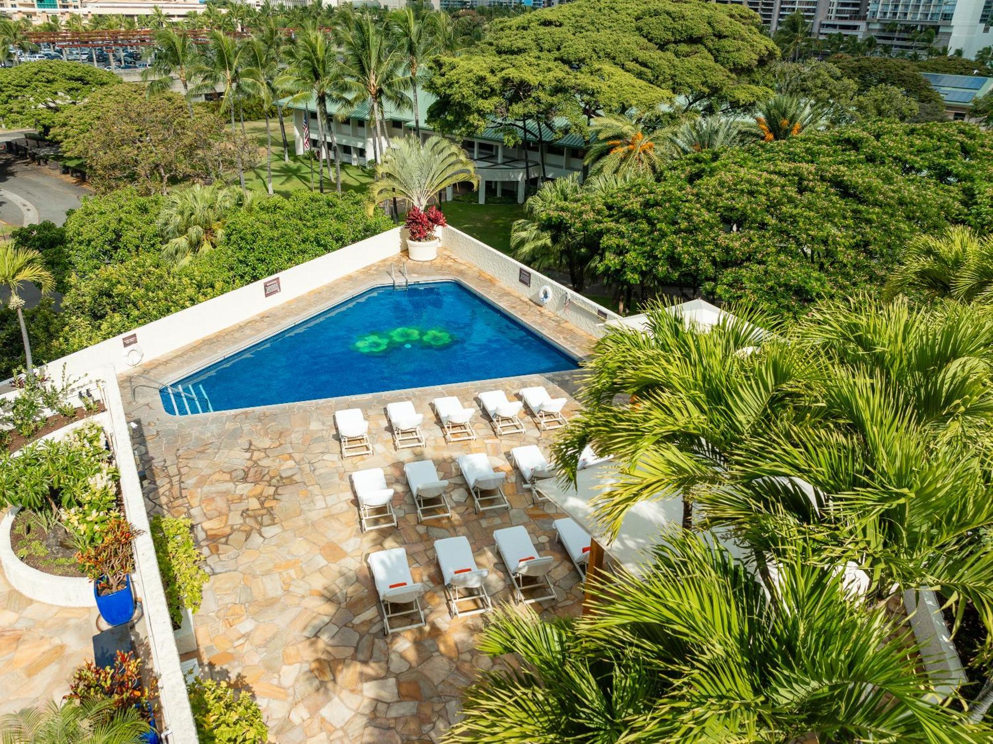 Hotel Luana Waikiki & 4*