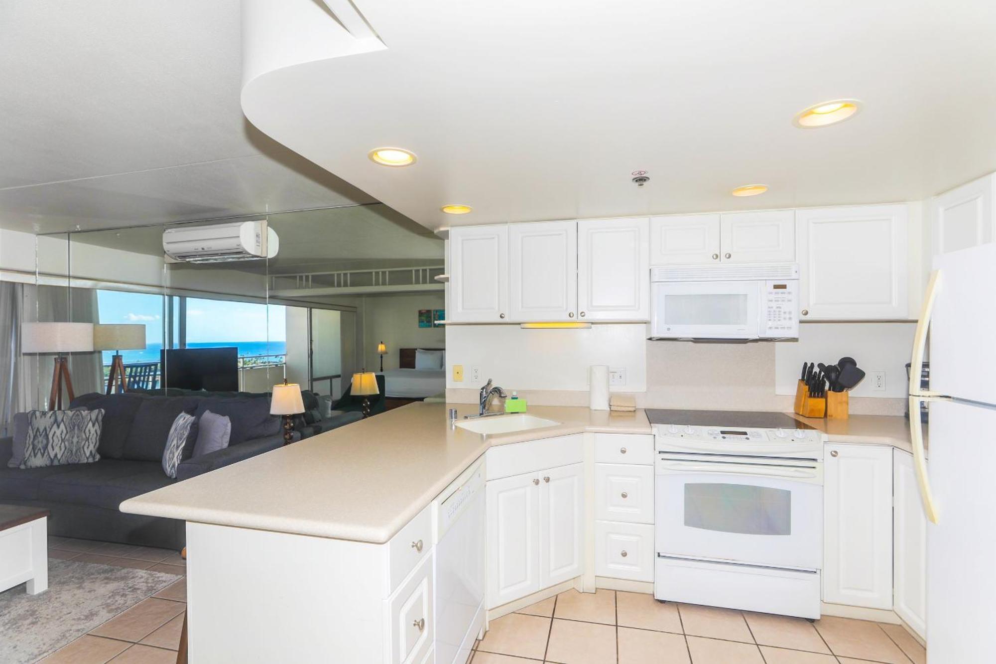 Apartment Ilikai Tower 1533 Yacht Harbor View 1br Honolulu