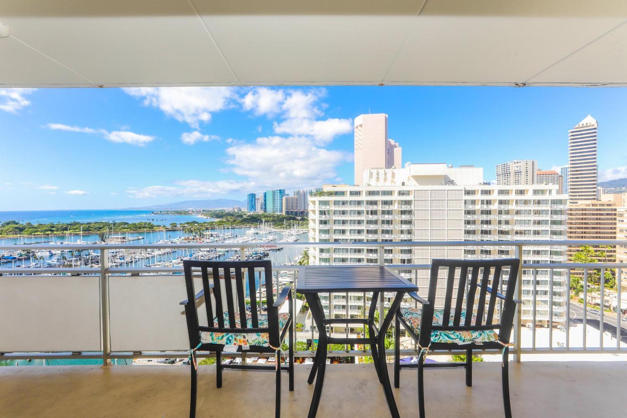 Ilikai Tower 1533 Yacht Harbor View 1br Apartment *