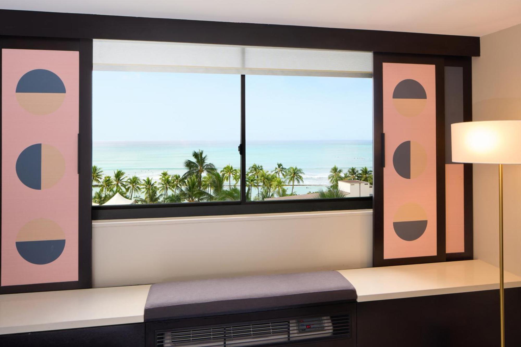 Renew Hotel Honolulu