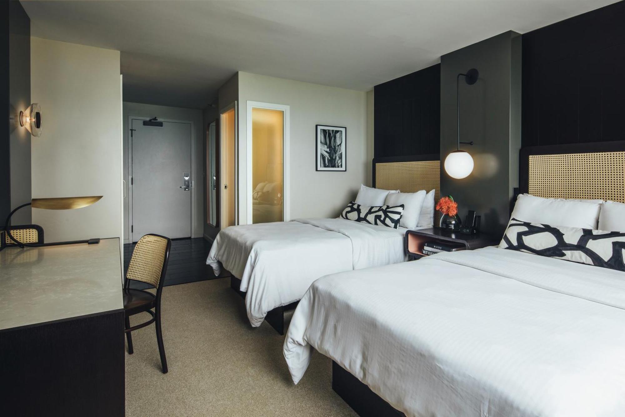 Renew Hotel Honolulu