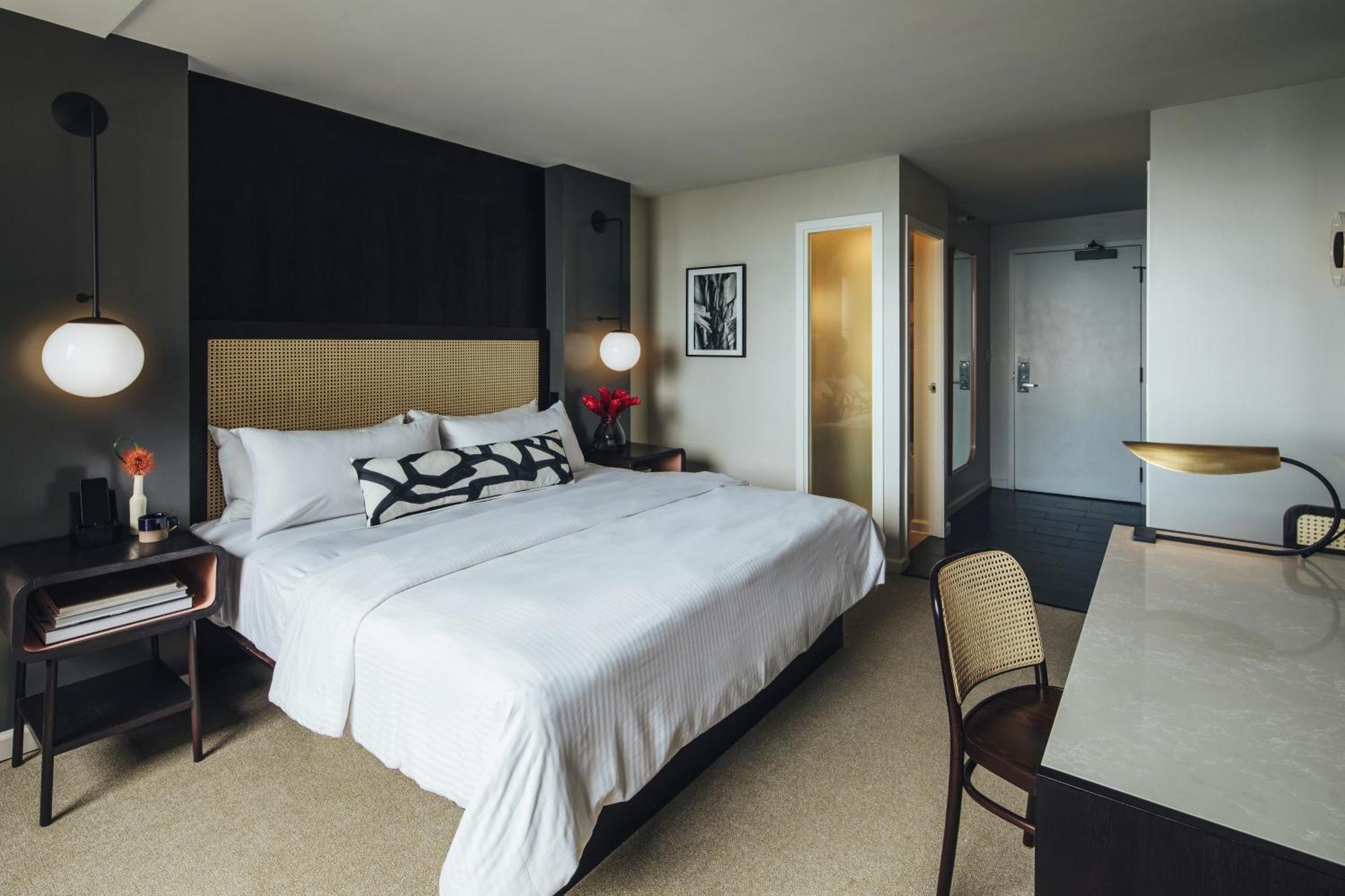 Hotel Renew