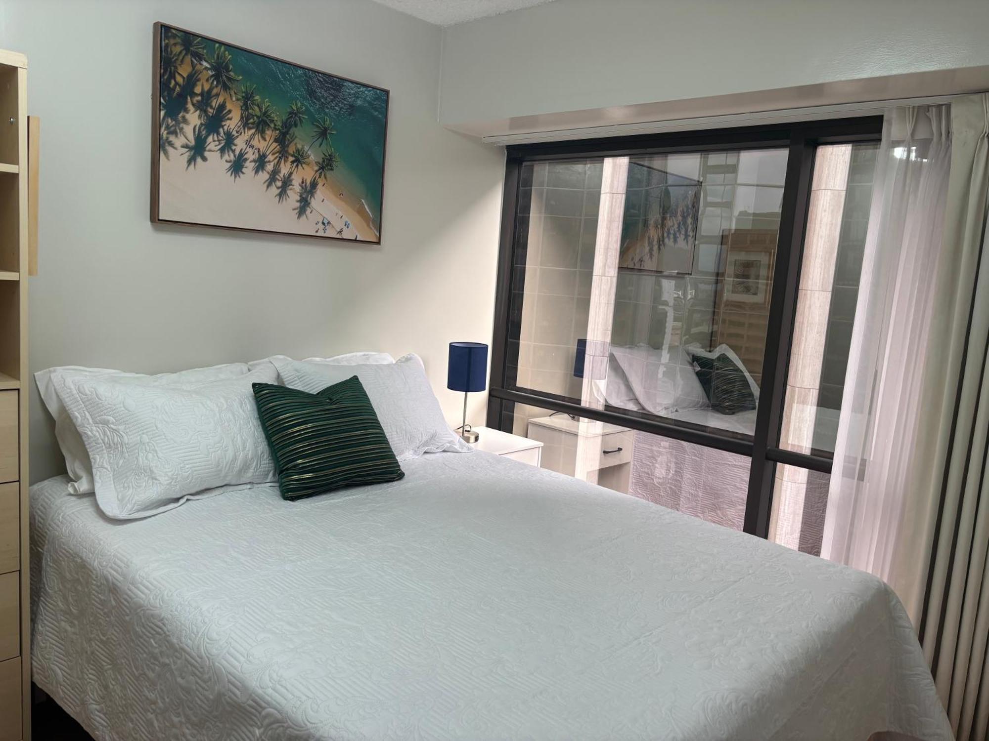 Condotel With Free Parking Wifi Ac Honolulu