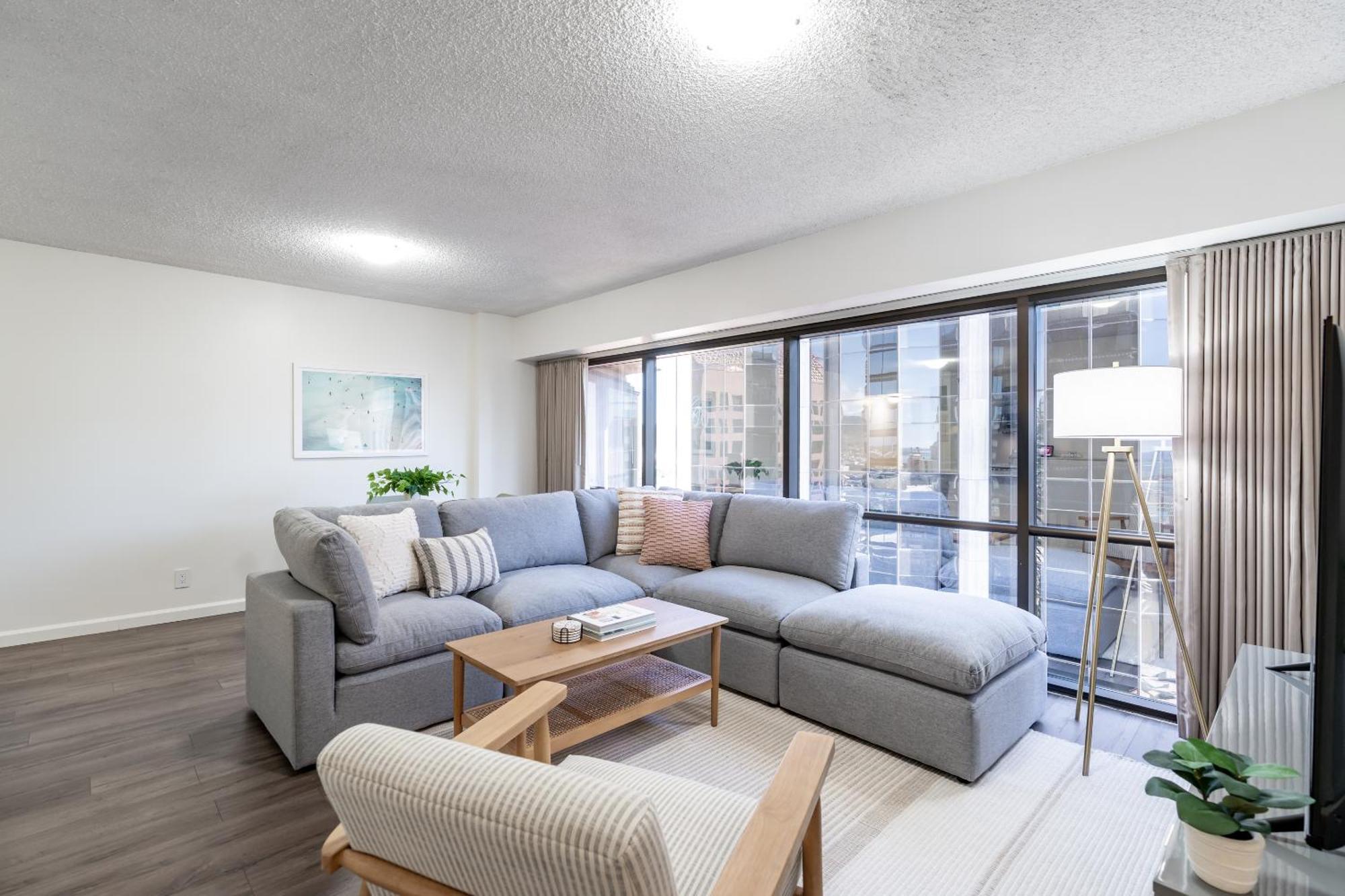Downtown Skyview - 1bed&den- Free Parking * Honolulu