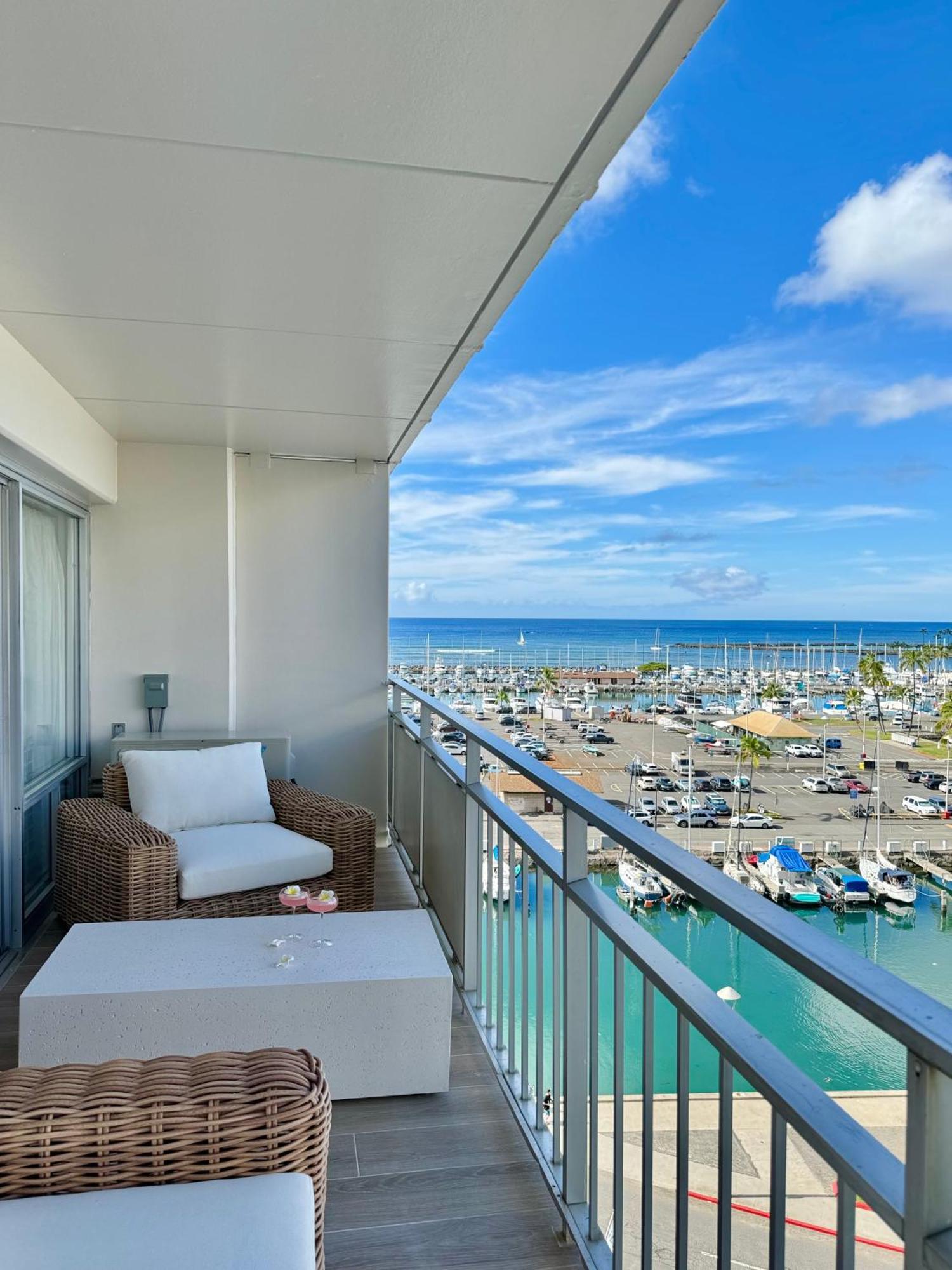 Panoramic Oceanview - Full Kitchen In Each Room, 2 Swimming Pools, Onsite Restaurants, Fireworks Every Friday Apartment Honolulu