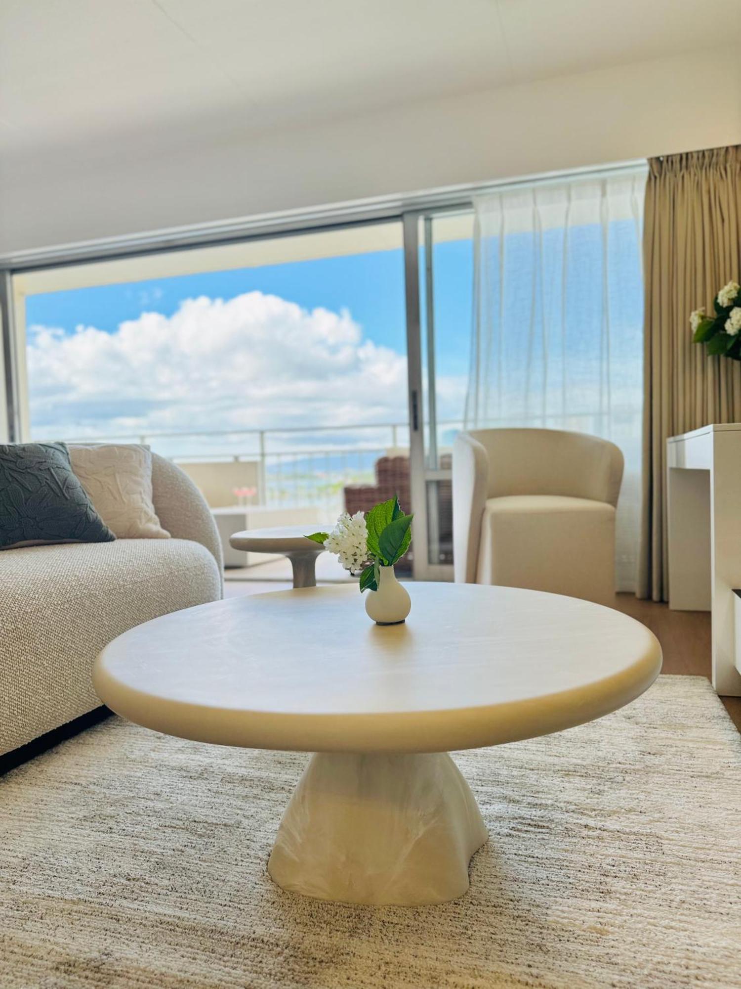 Apartment Panoramic Oceanview - Full Kitchen In Each Room, 2 Swimming Pools, Onsite Restaurants, Fireworks Every Friday Honolulu