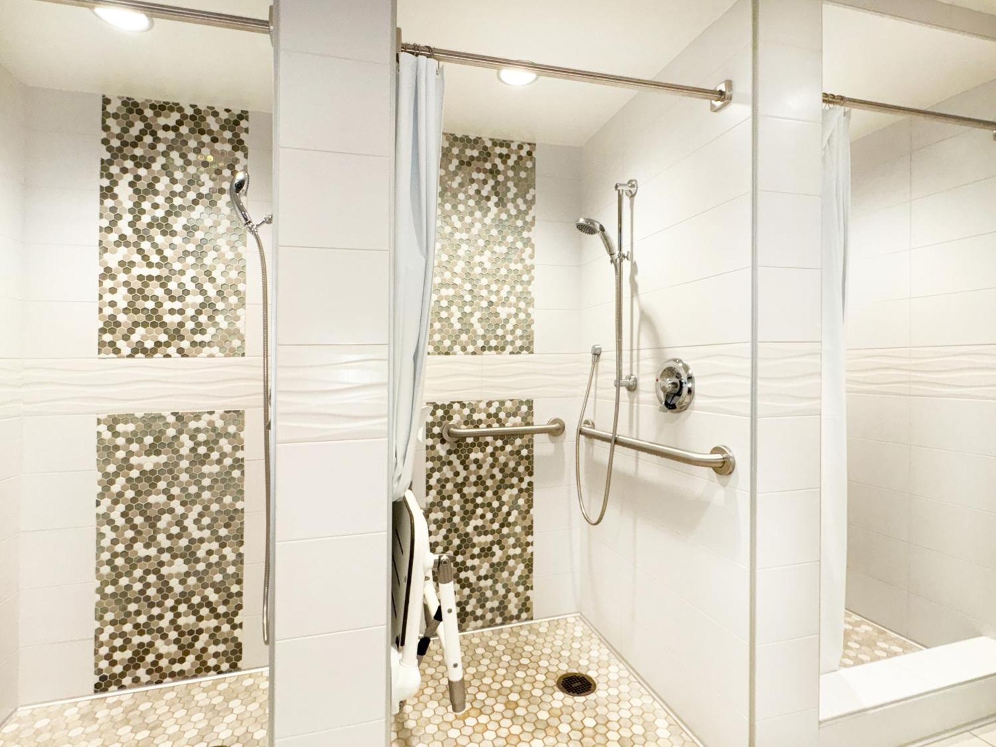 Ocean & Diamond Head Views - Near - Parking!