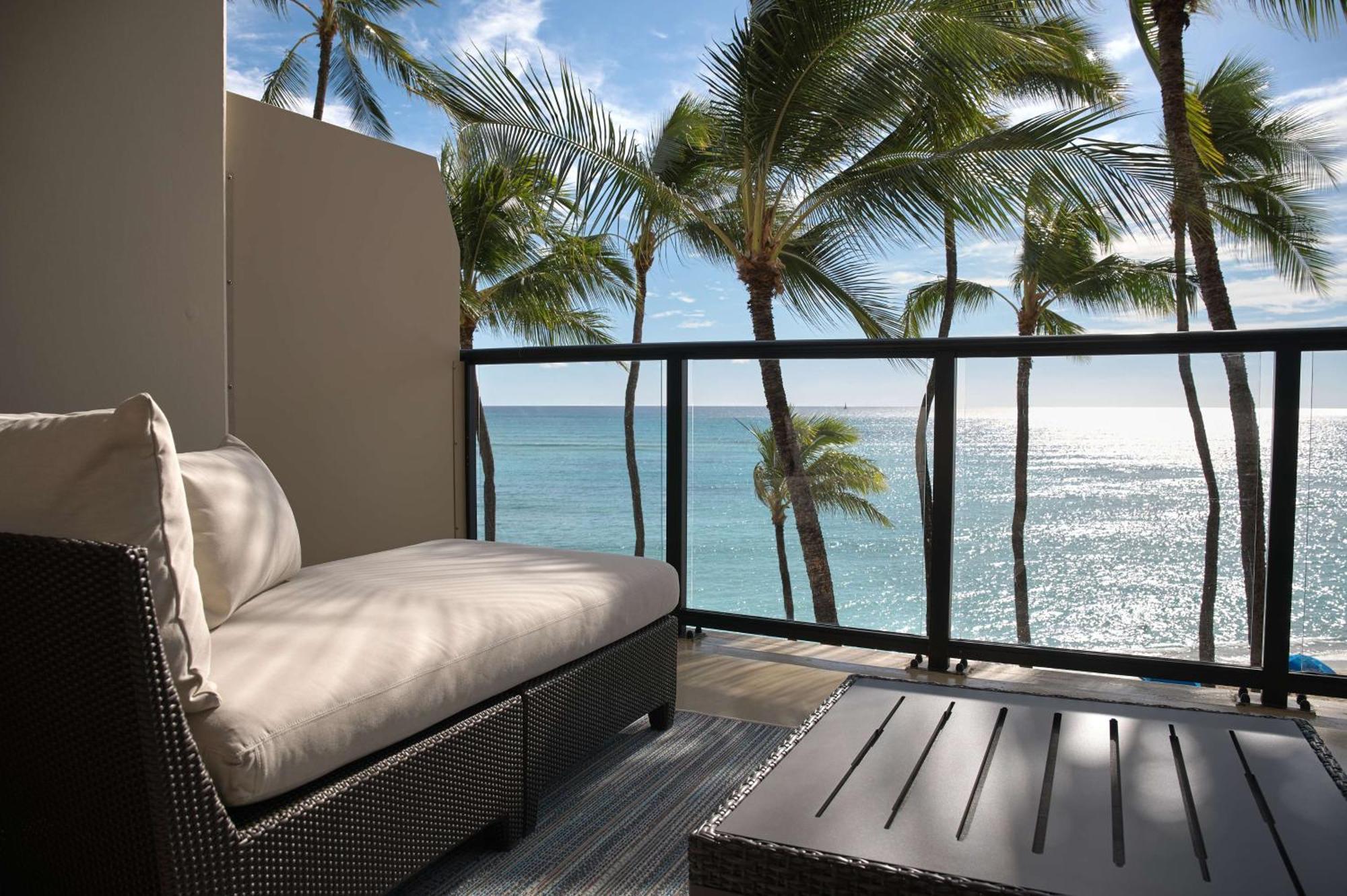 Outrigger Waikiki Resort 4*