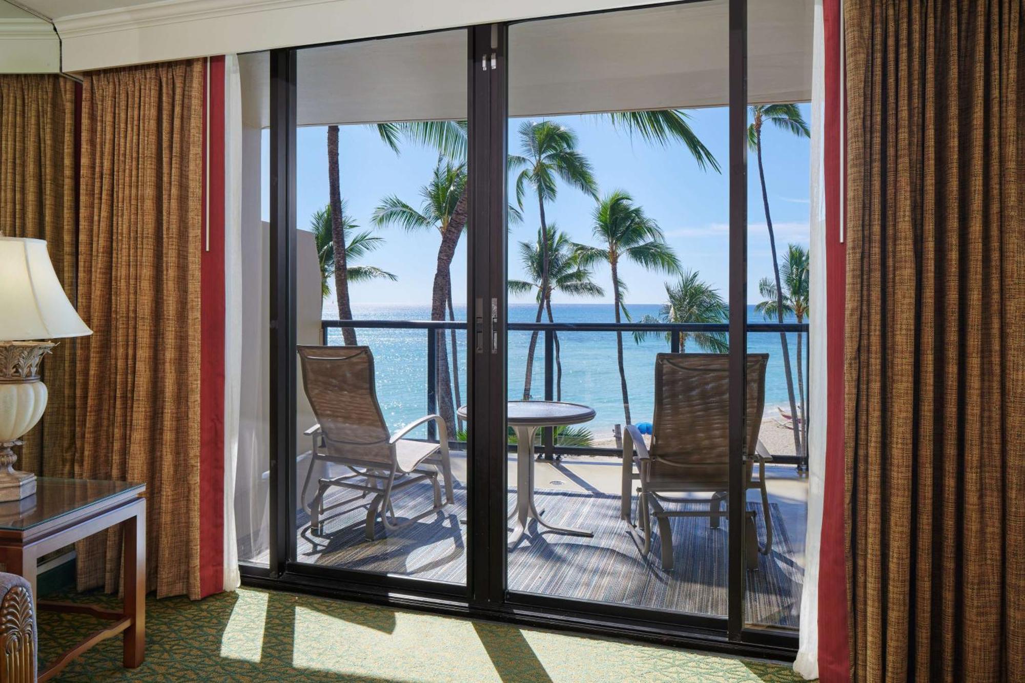 Resort Outrigger Waikiki 4*