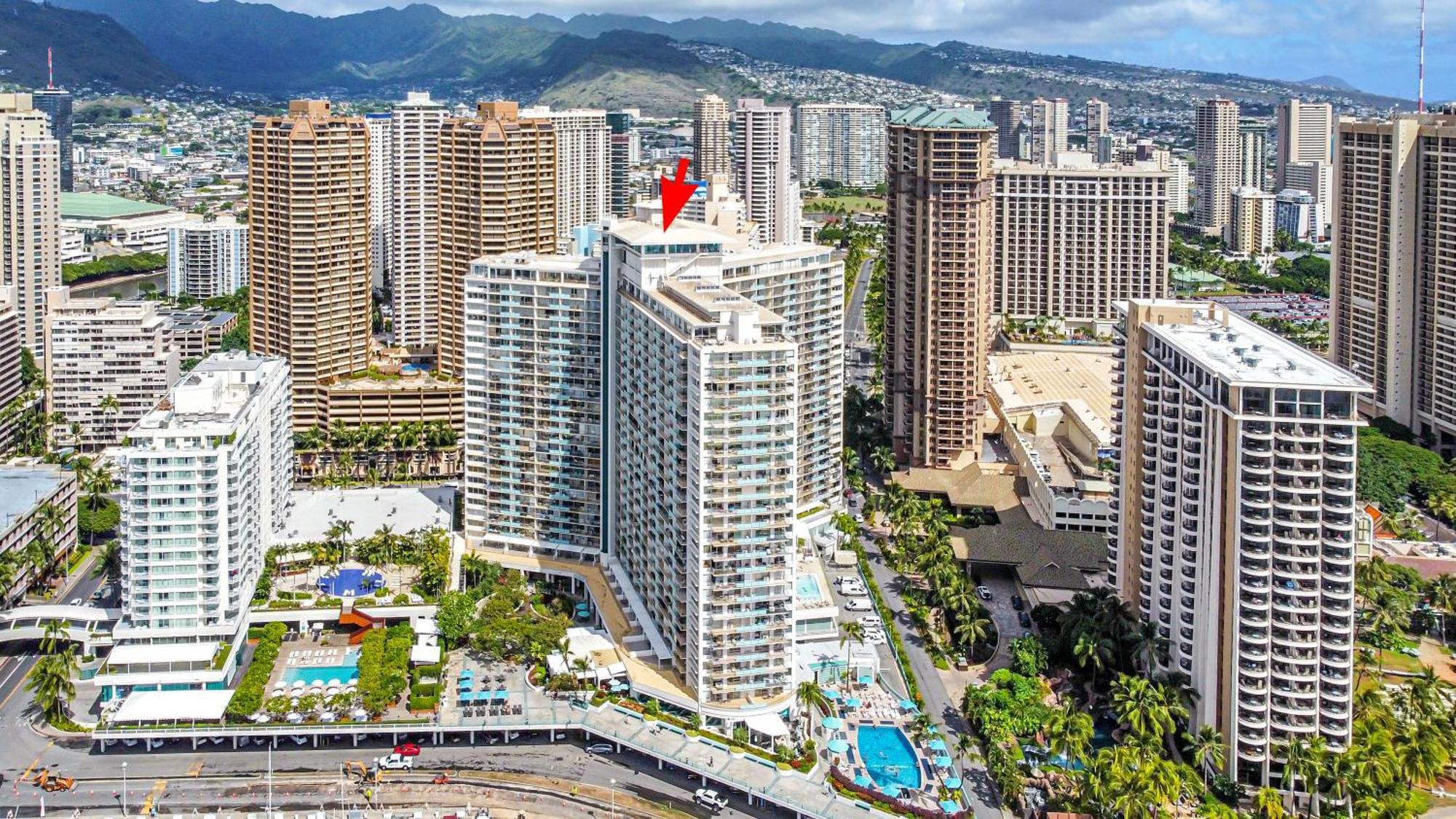 Upscale 2br & 2ba Ocean View In Waikiki With Parking! *