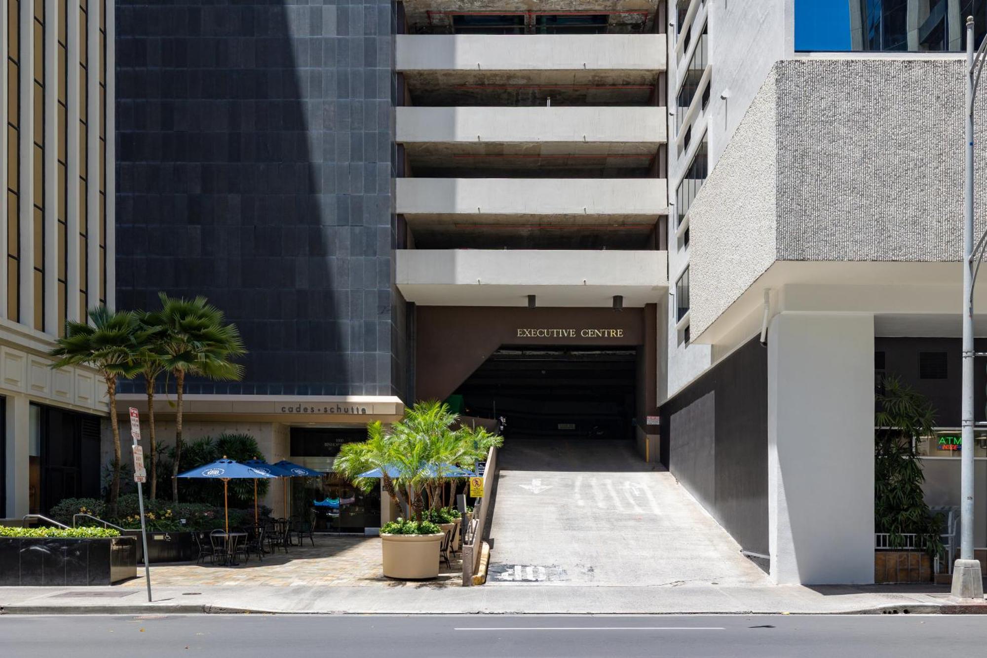 Bishop At Executive Centre * Honolulu