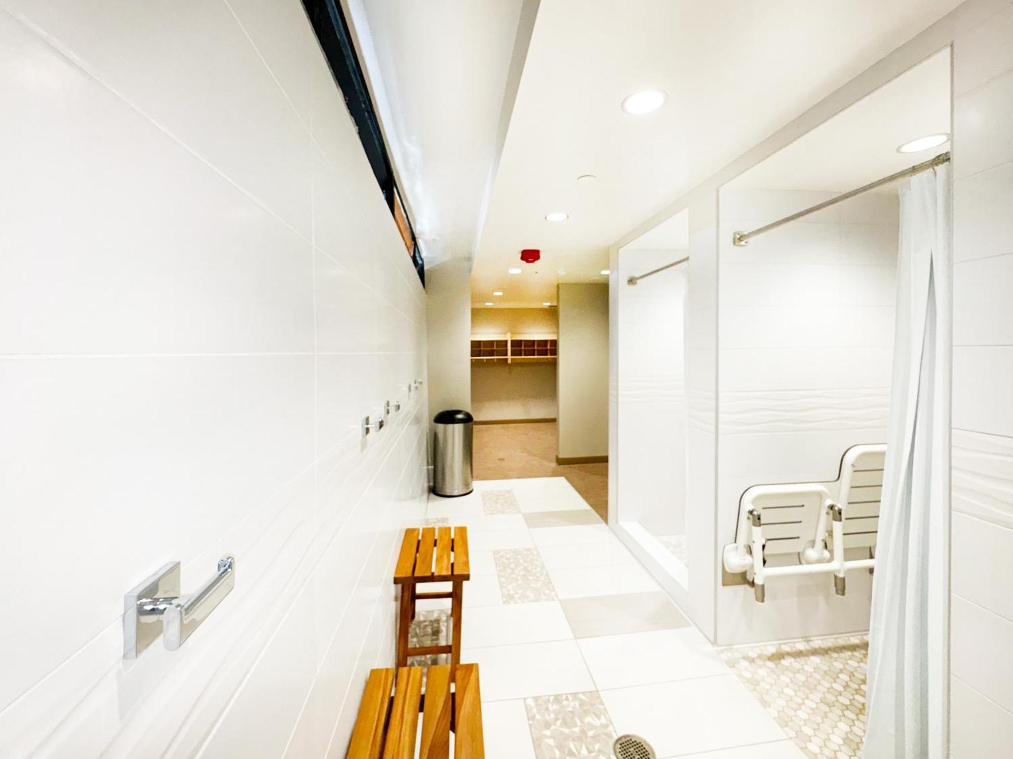 Penthouse With Fabulous Ocean View Near Waikiki