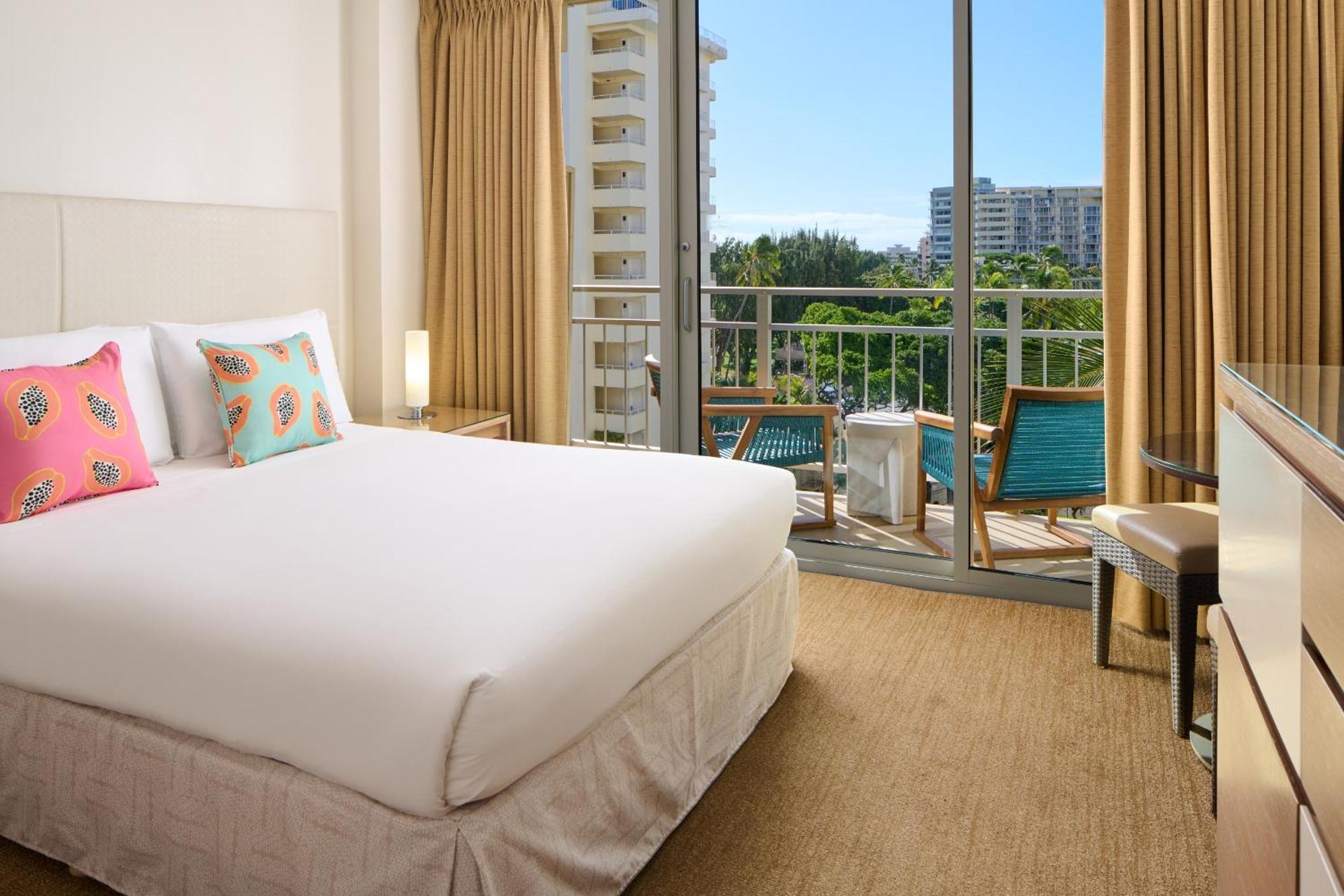Kaimana Hotel