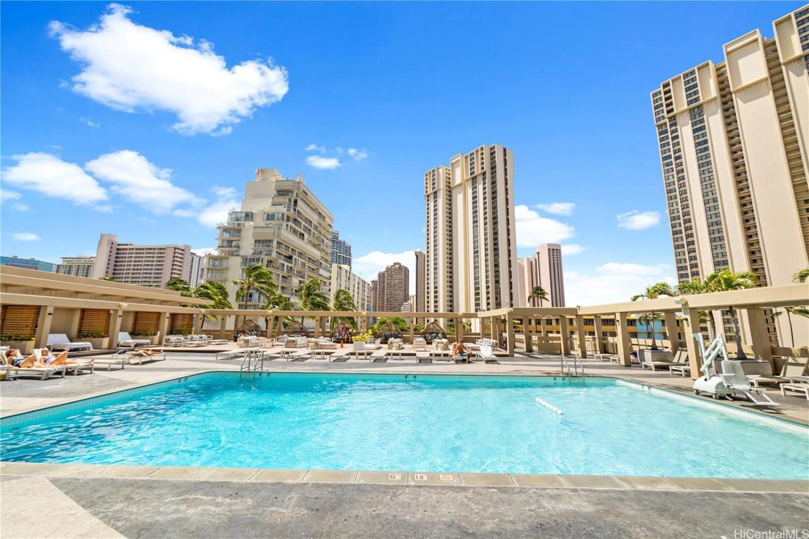 Stunning Ala Moana 25th Fl In Inn